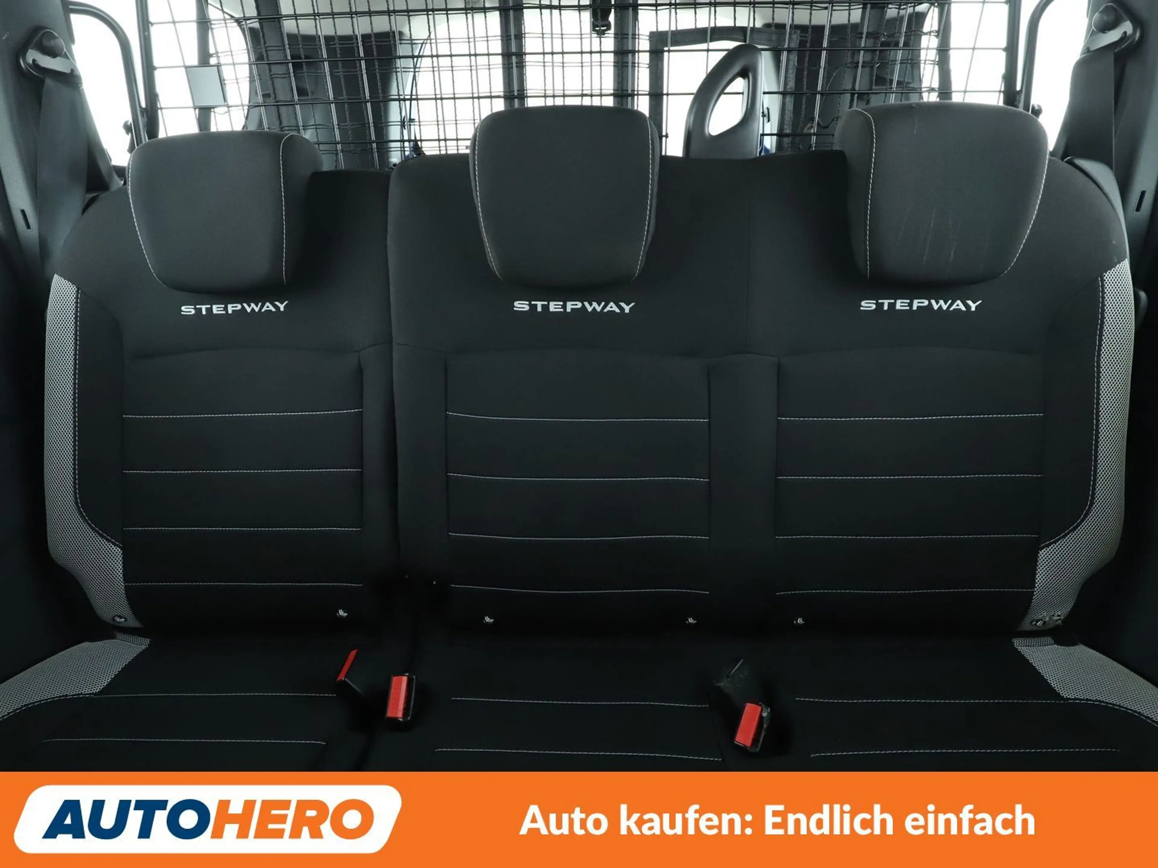 Dacia Lodgy 1.2 TCe Stepway *NAVI*TEMPO*CAM*SHZ*KLIMA* — photo 15
