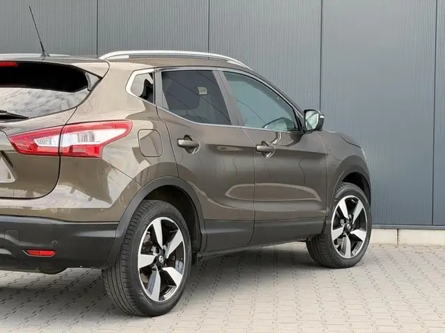 Nissan Qashqai view 5