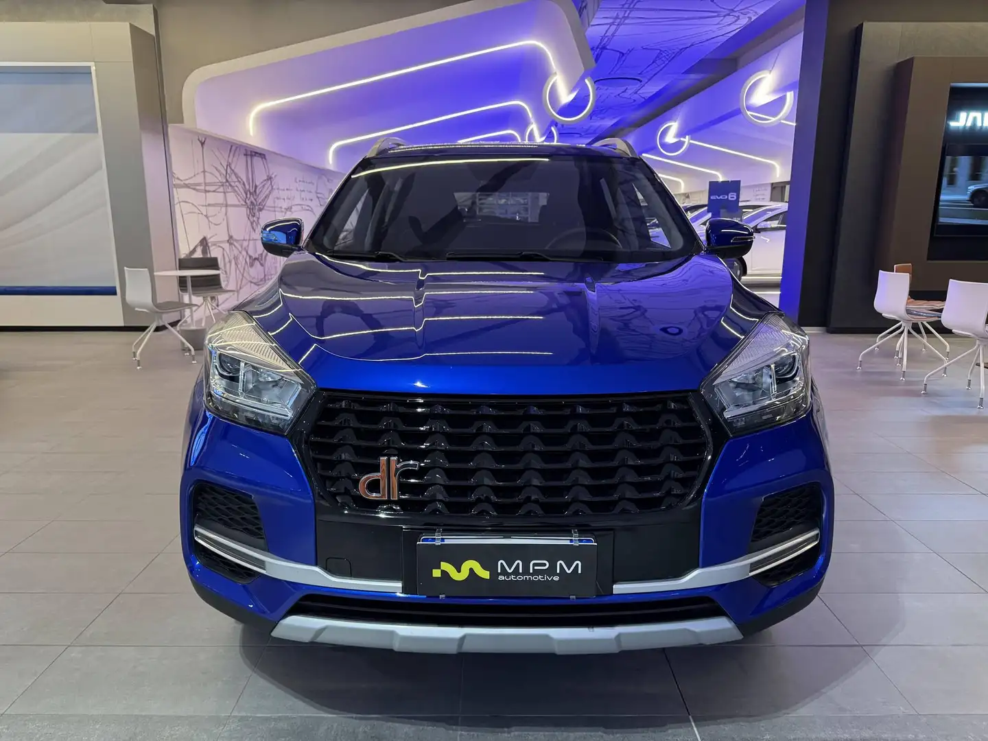 DR Automobiles DR4.0 1.5 117CV GPL Bleu - 2