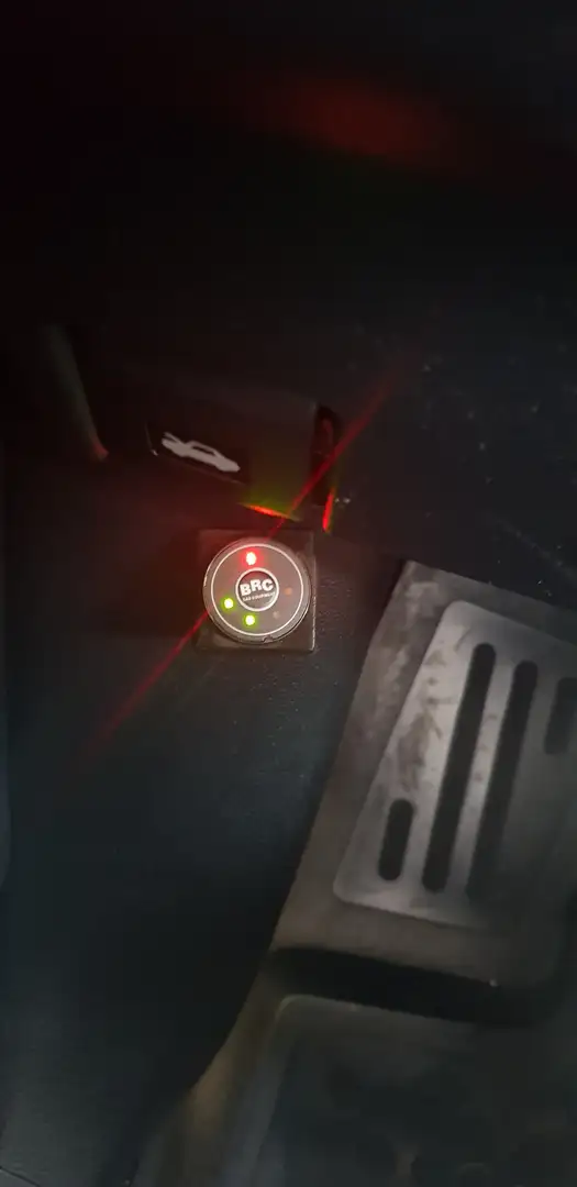 Lexus NX 300h Premium 4wd Černá - 2