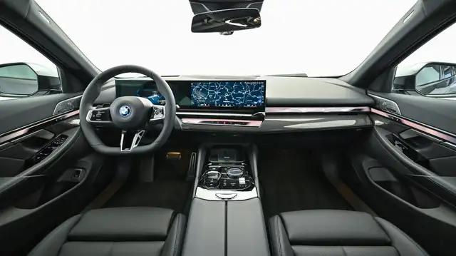 BMW I5 view 7