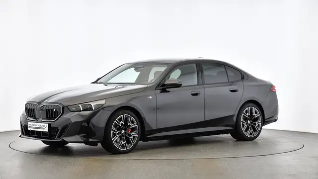 BMW I5 view 3