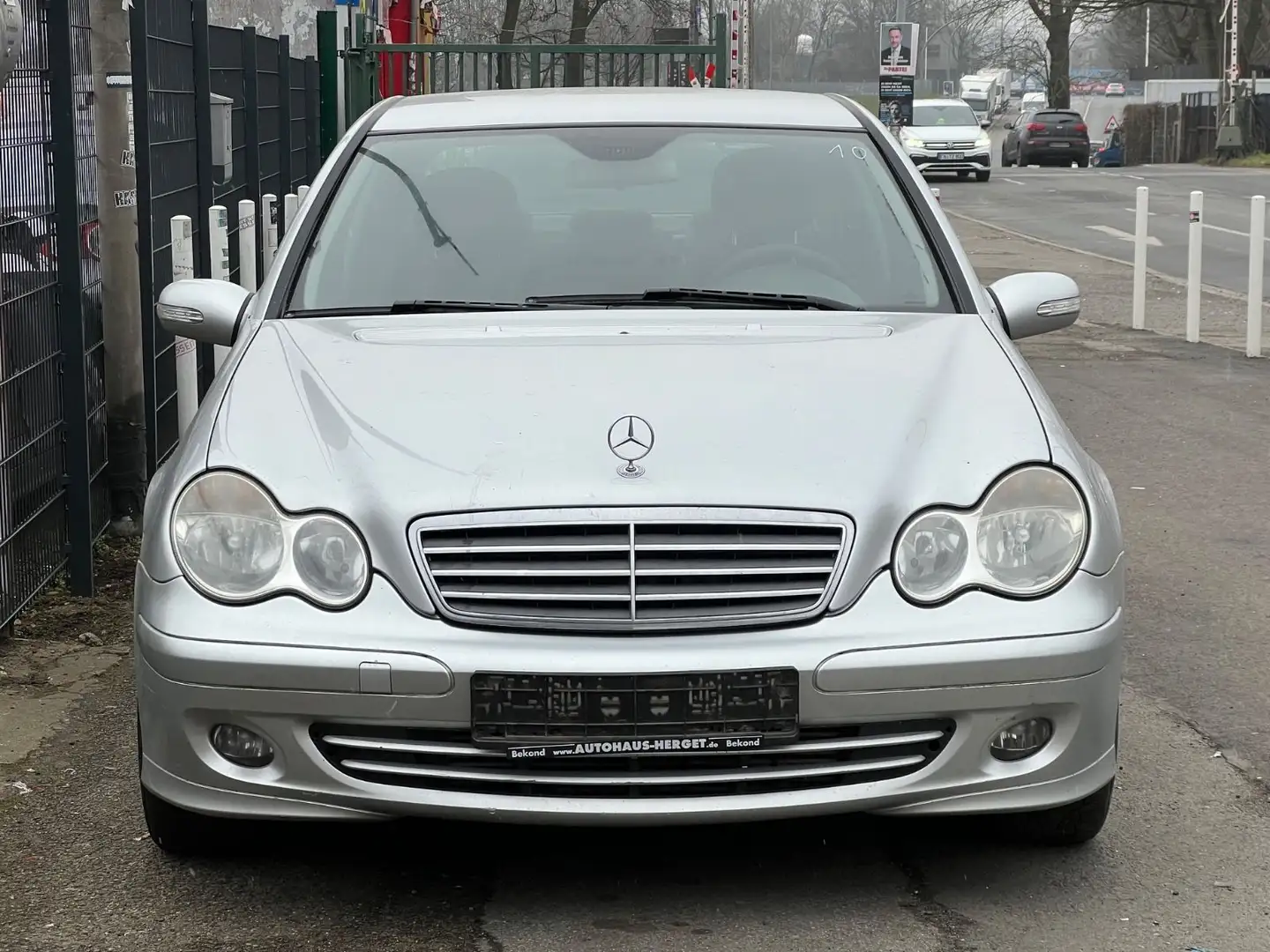 Mercedes-Benz C 180 Kompressor*SITZHZ*SERVO*MOTORPROBLEM!!! Argent - 2