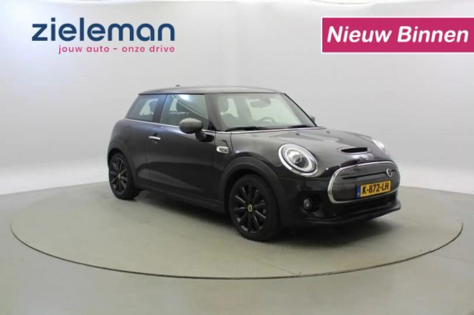 MINI Cooper Electric Essential 33 kWh - Half Leer, Cruise, Nav Zwart - 1