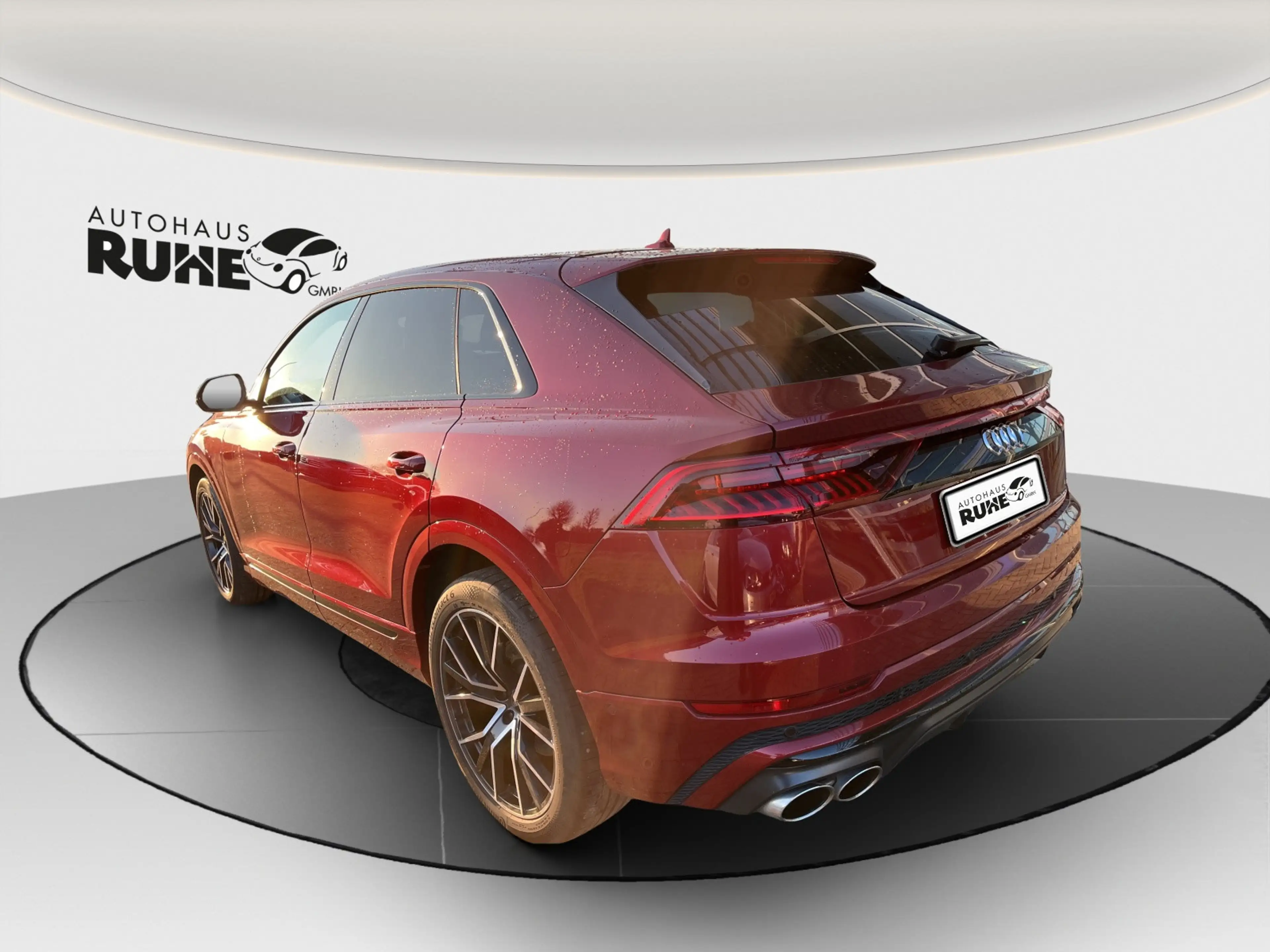 Audi SQ8 FSI 4.0 TFSI quattro STANDHZ B&O 360° HUD — photo 3