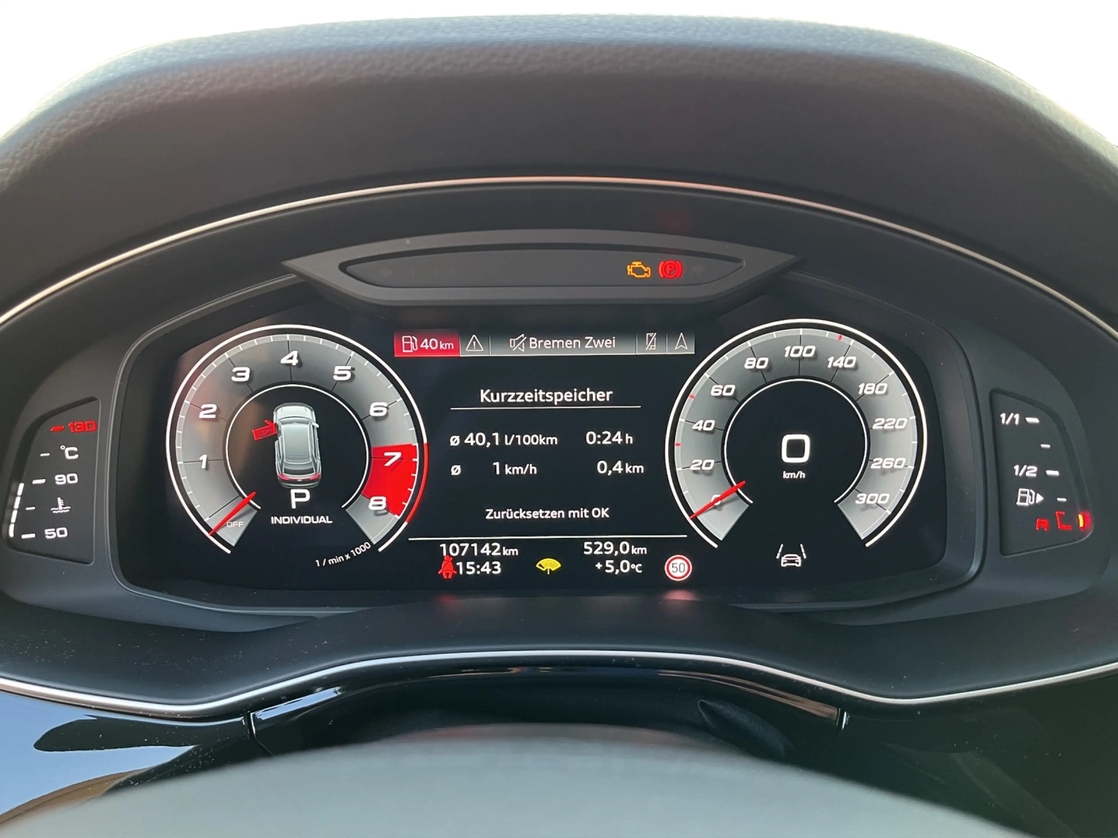 Audi SQ8 FSI 4.0 TFSI quattro STANDHZ B&O 360° HUD — photo 12
