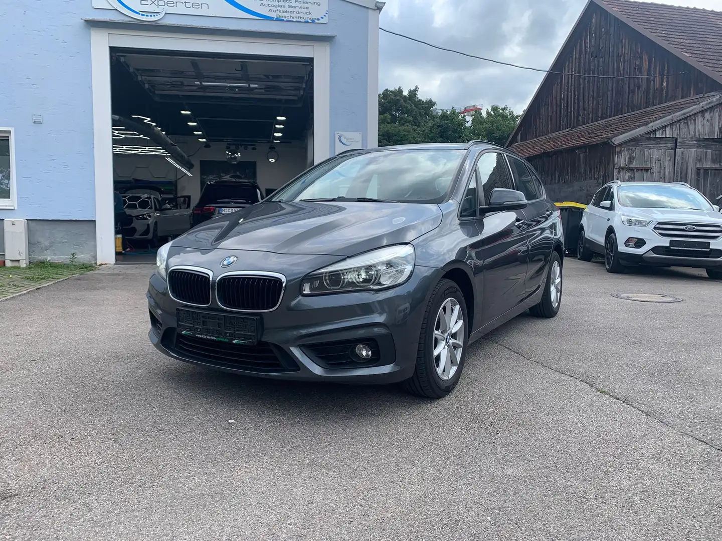 BMW 216 216 d Grau - 1