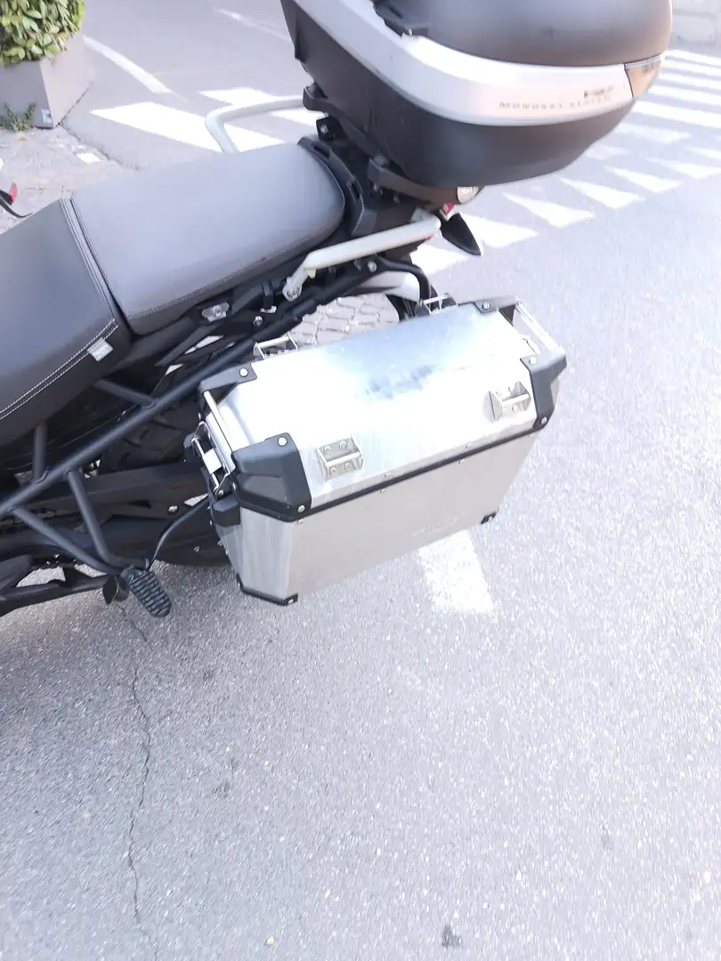 Triumph Tiger 800 Biały - 2