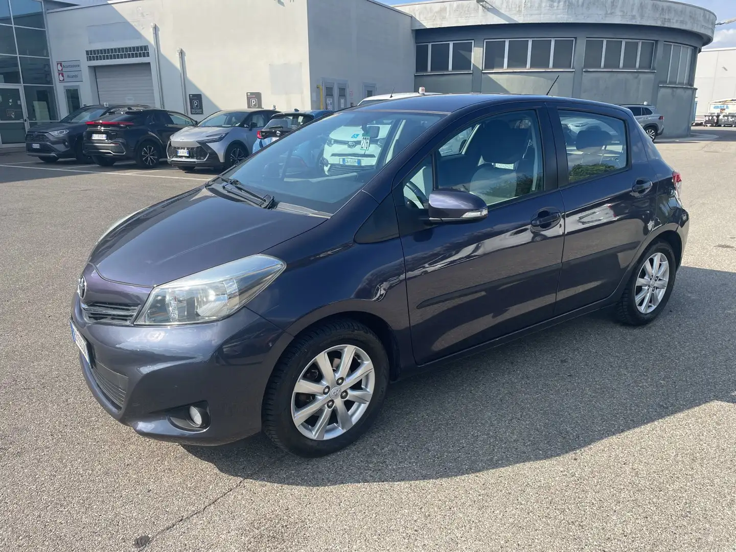 Toyota Yaris Yaris 1.0 5 porte Lounge - 1