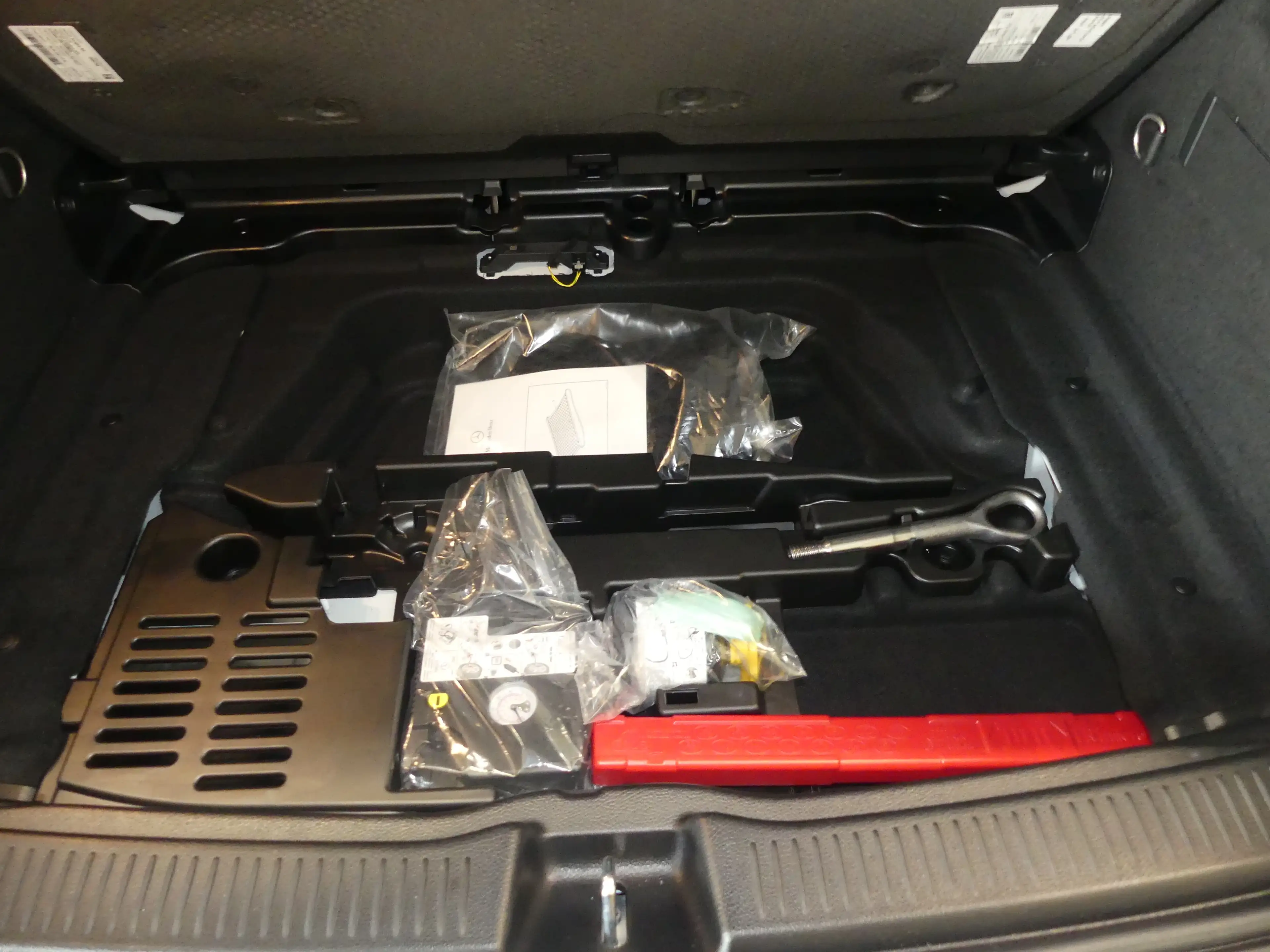 Mercedes-Benz B 200 Progressive, el. Memory-Sitze, Standheizung — photo 14