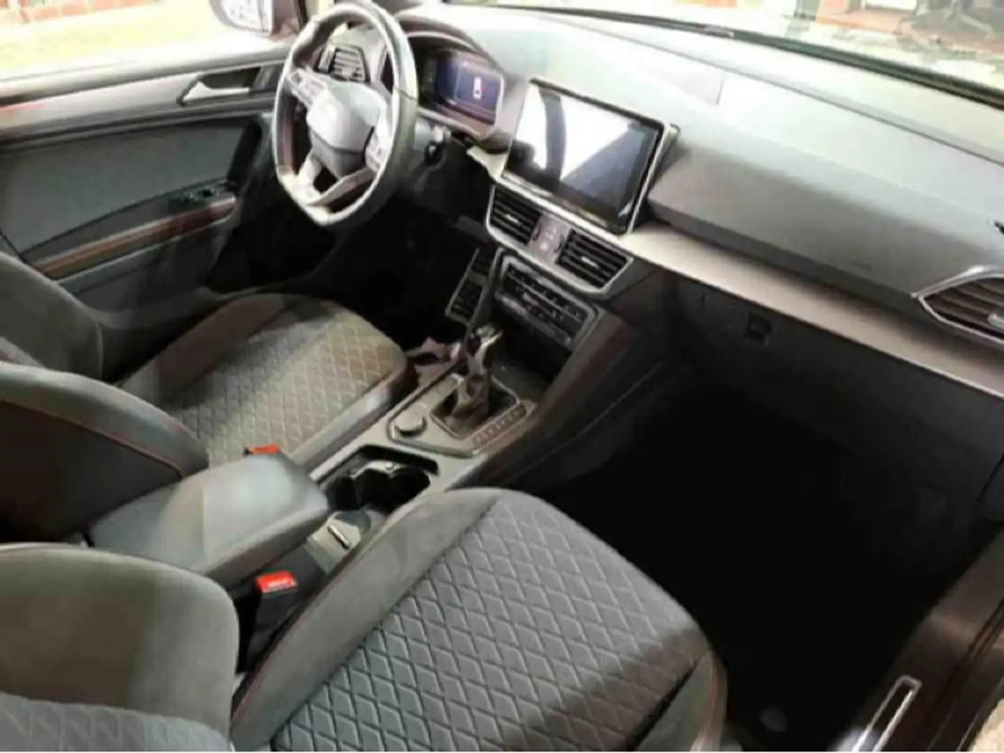 SEAT Tarraco 1.4 e-HYBRID Navi Sitzheizung Sprachsteu Grau - 2