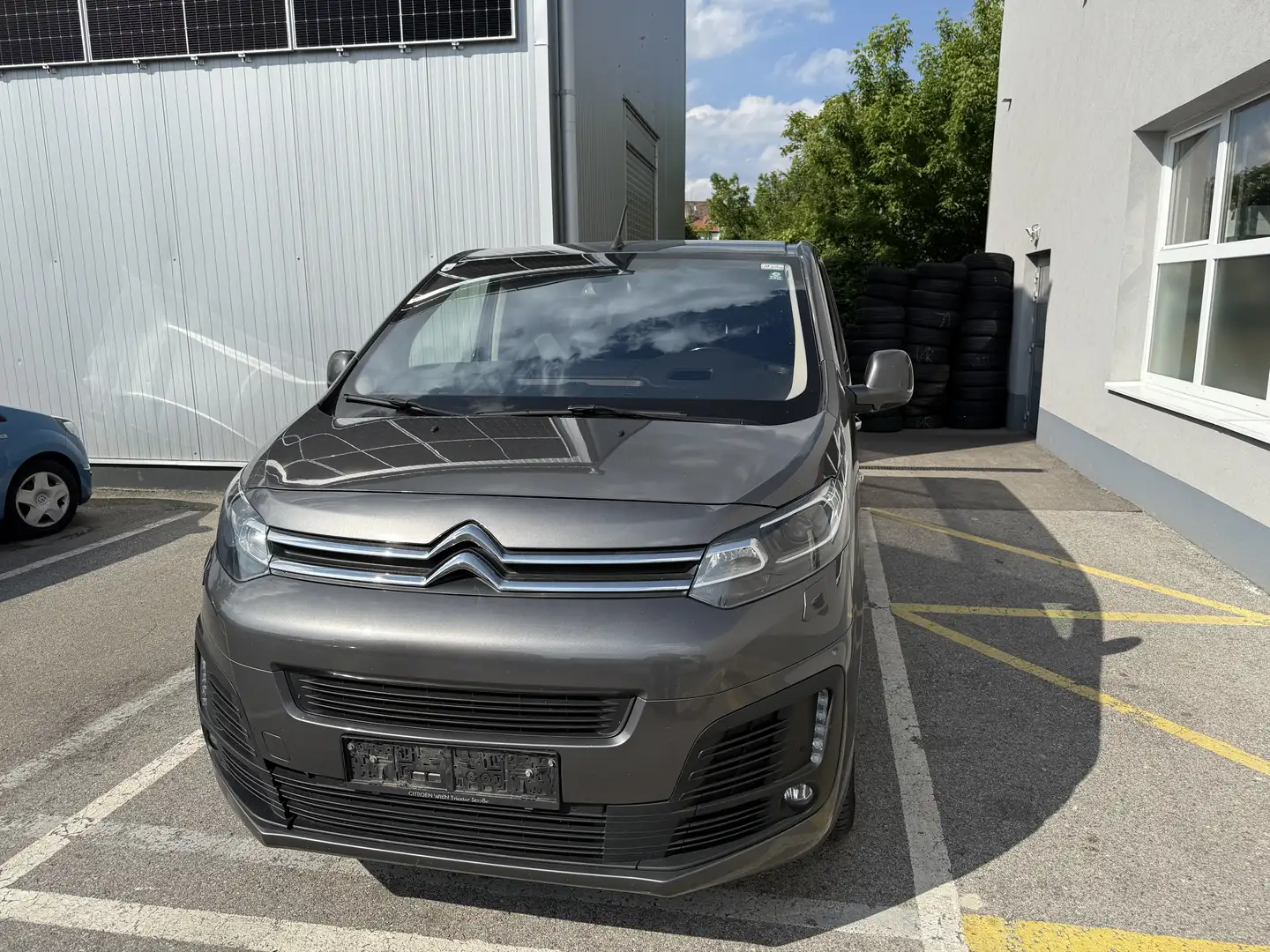 Citroen Spacetourer MEGA AUSSTATTUNG!!! Prefekt für den Urlaub - 1