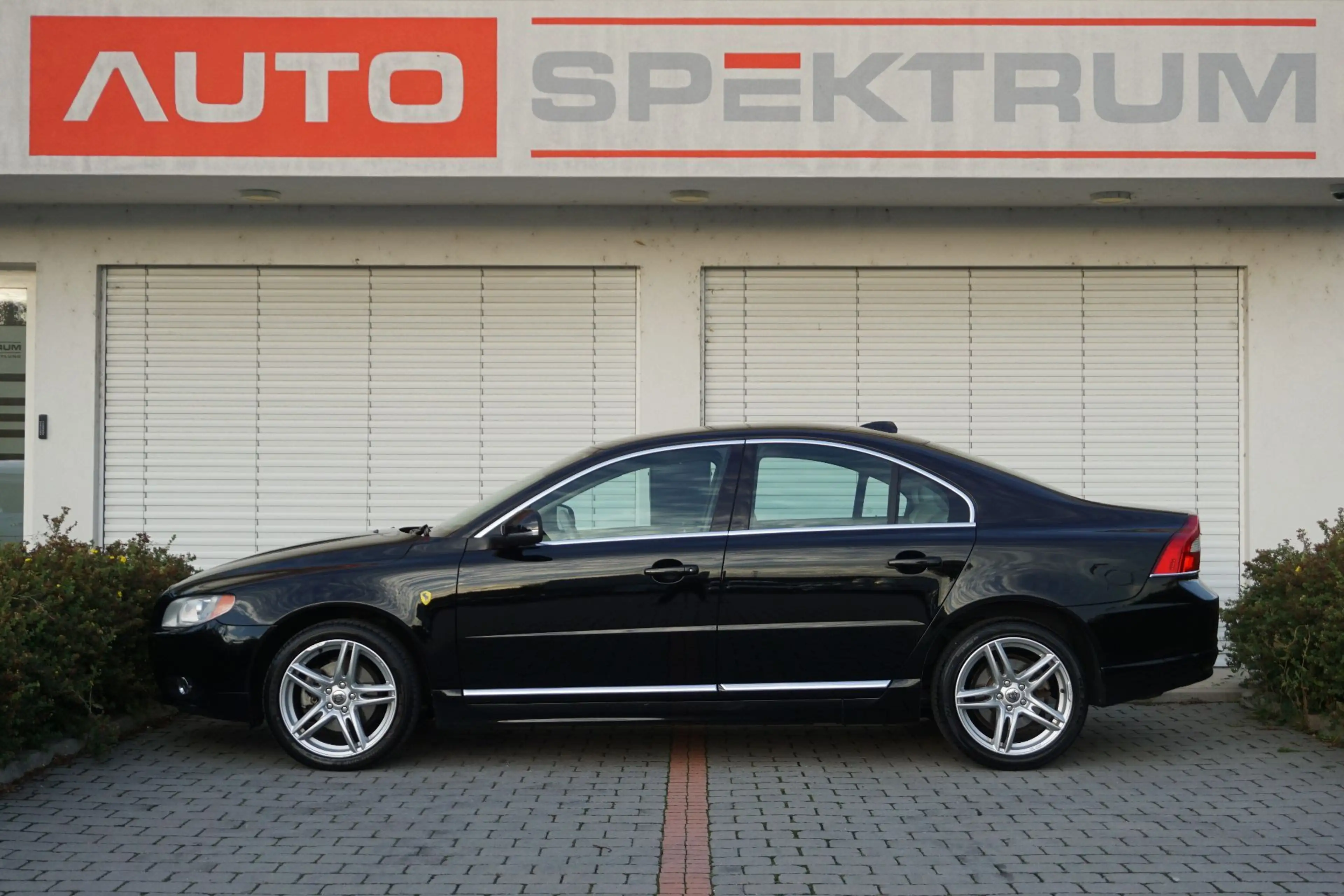 Volvo S80 D3 Momentum Geartronic | € 93 mtl | Sitzbelüftung — photo 2