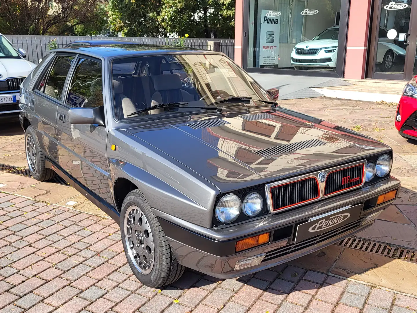 Lancia Delta HF Integrale Gris - 2