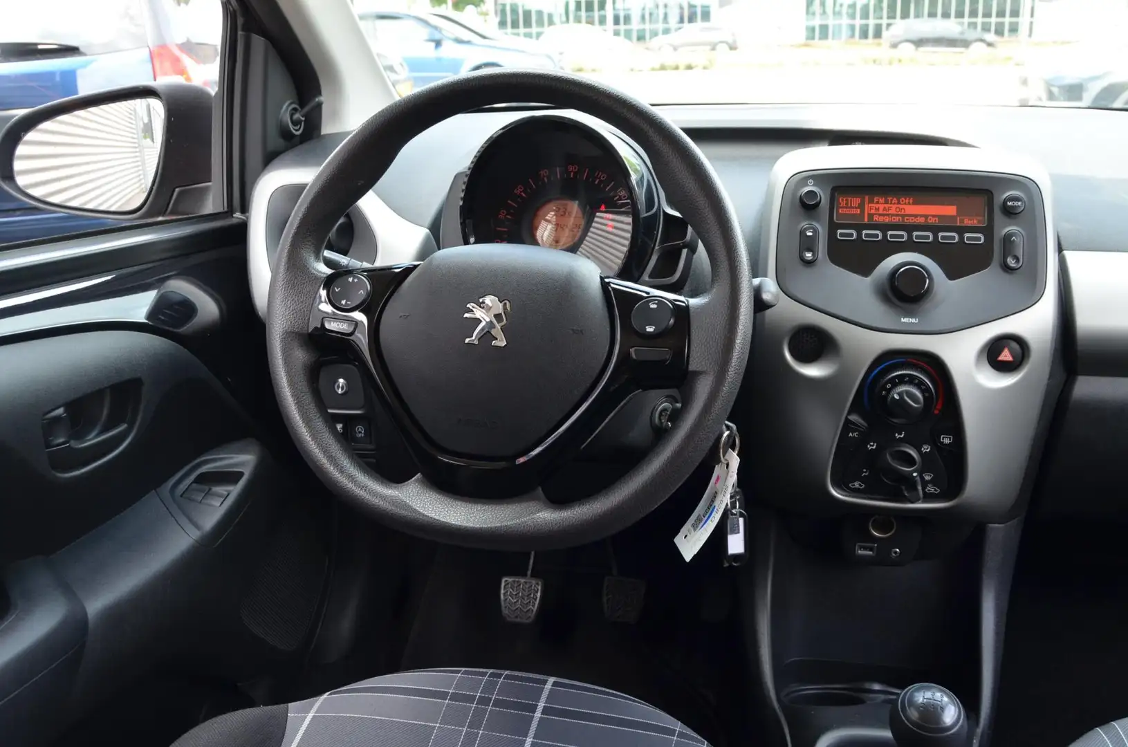 Peugeot 108 1.0 e-VTi Active|5 DRS.|AIRCO|NAP|BLUETOOTH|BOEKJE Zwart - 2