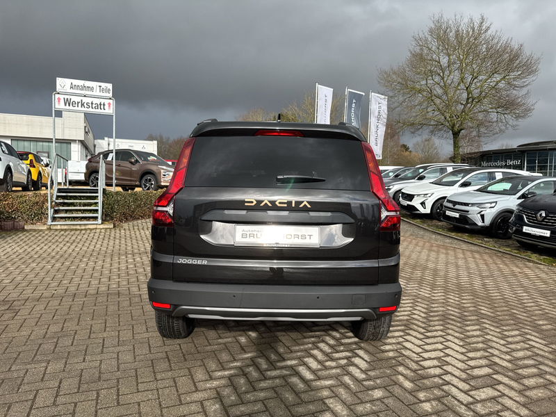 Dacia Jogger TCe 110 Extreme 5-Sitzer+Klimaauto.+RFK+PDC — photo 2