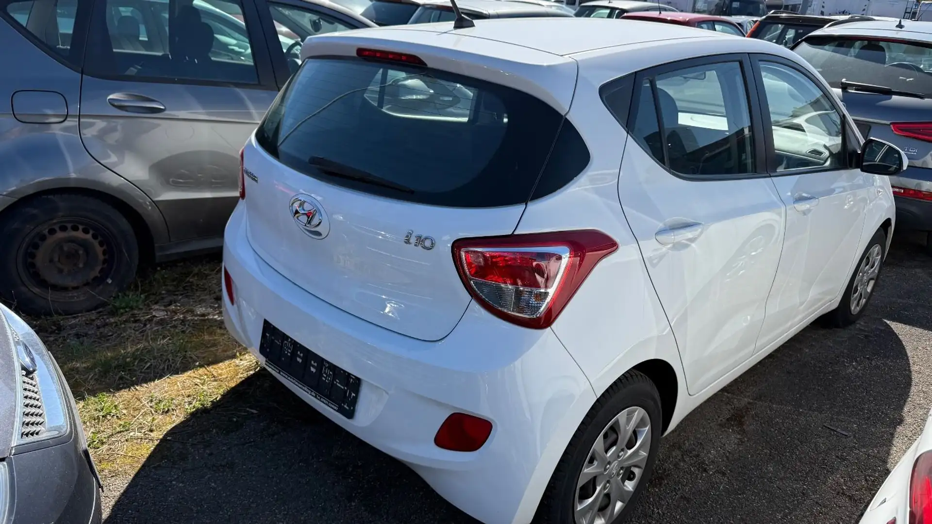 Hyundai i10 Trend, Euro 6, Klima, 43.000 KM Weiß - 2