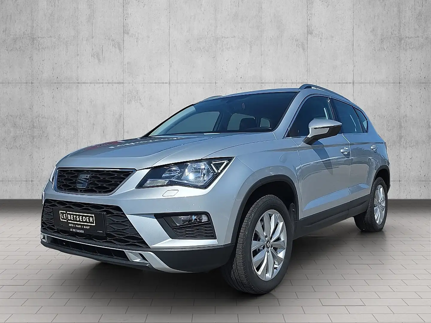 SEAT Ateca 2,0 Style 4WD TDI Silber - 1