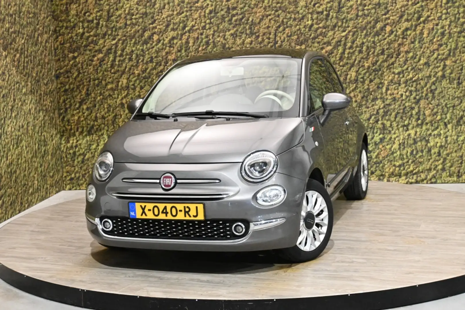 Fiat 500 1.2 Lounge | Panodak | Airco | PDC Grijs - 1