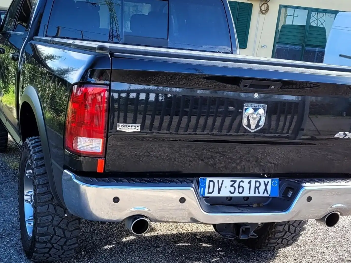 RAM 1500 larami Černá - 2