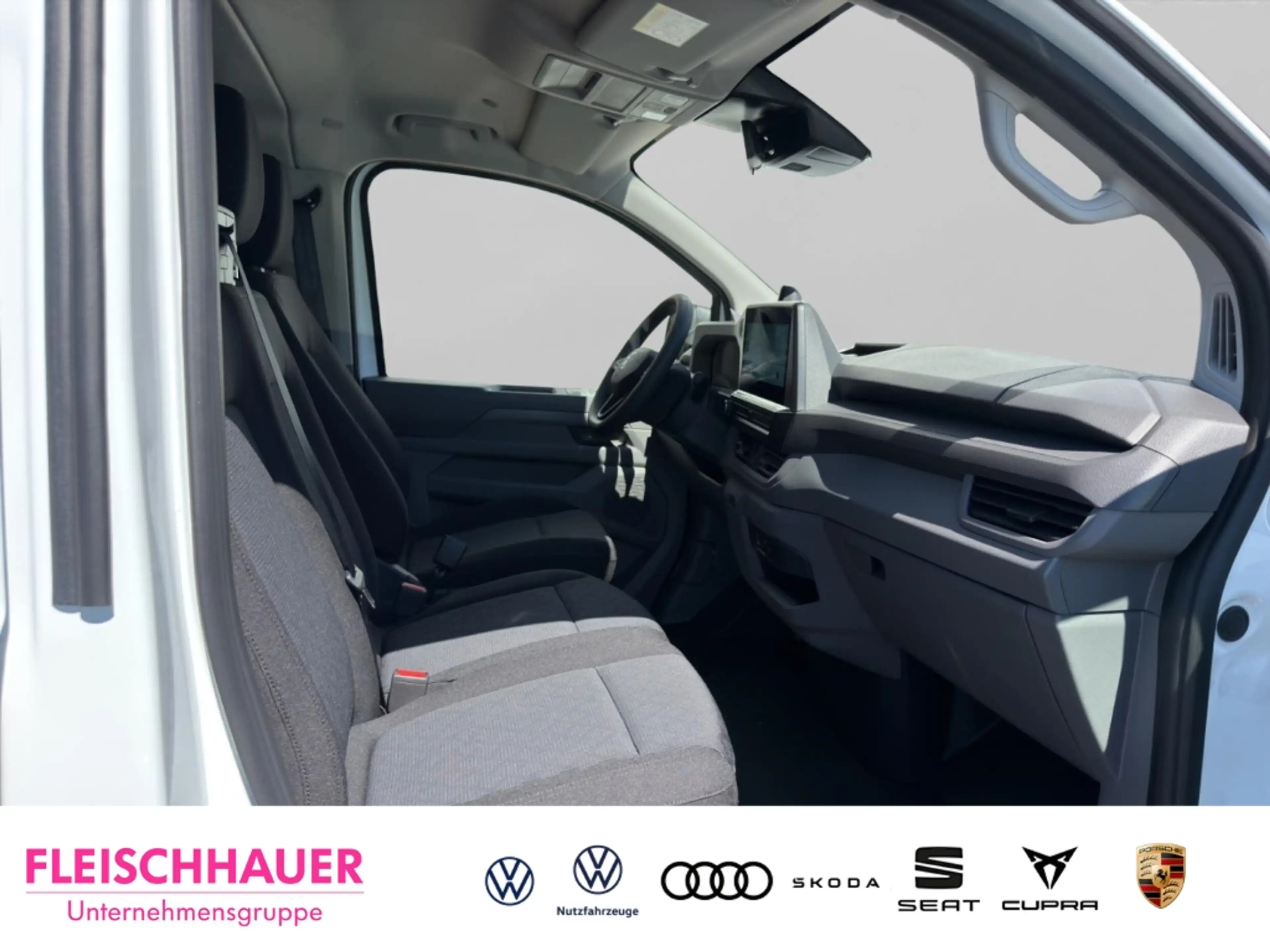 Volkswagen T7 Kombi 2.0 TDI LED Apple CarPlay Tel.-Vorb. Keyless Klima — photo 10
