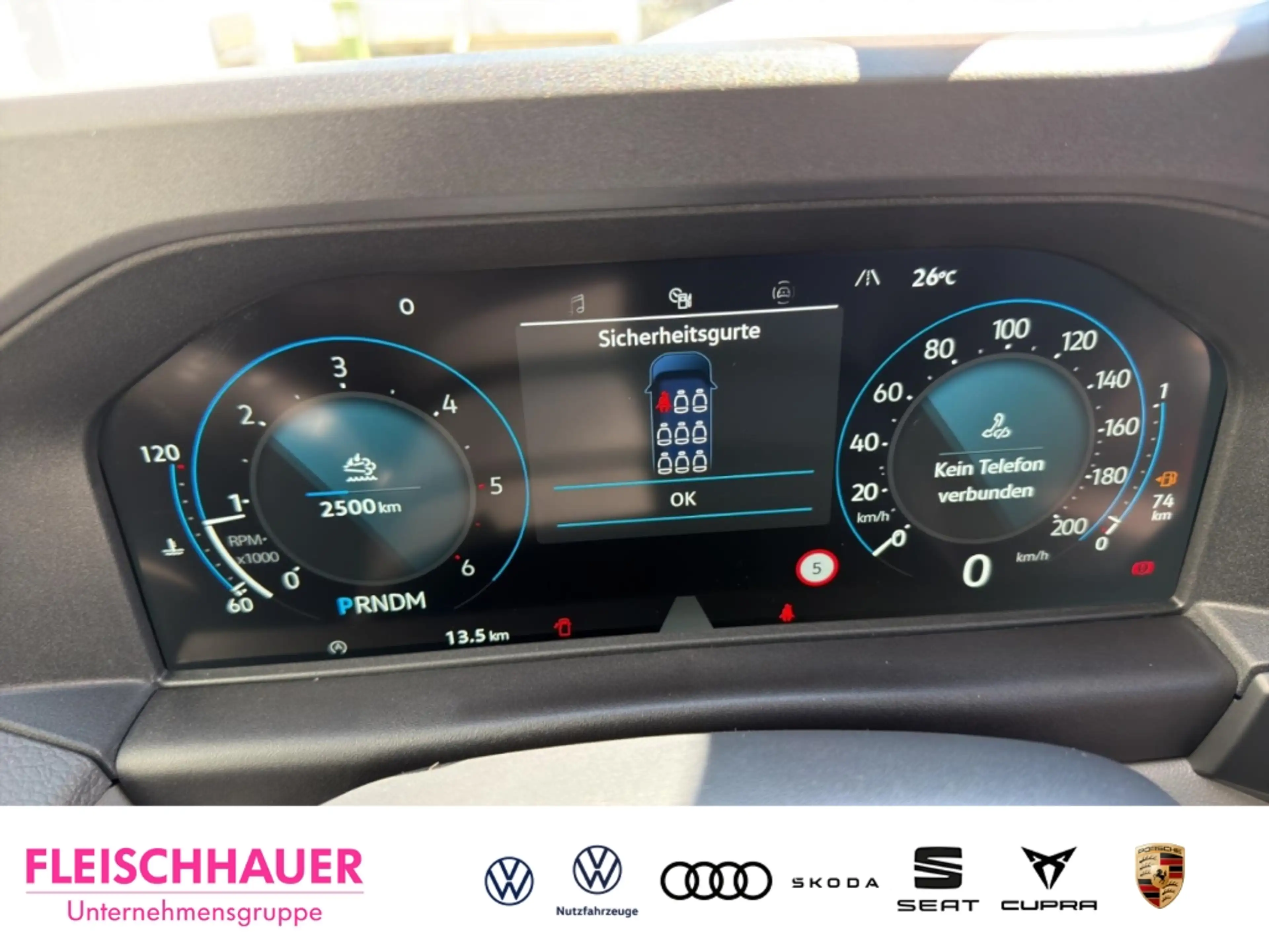 Volkswagen T7 Kombi 2.0 TDI LED Apple CarPlay Tel.-Vorb. Keyless Klima — photo 12