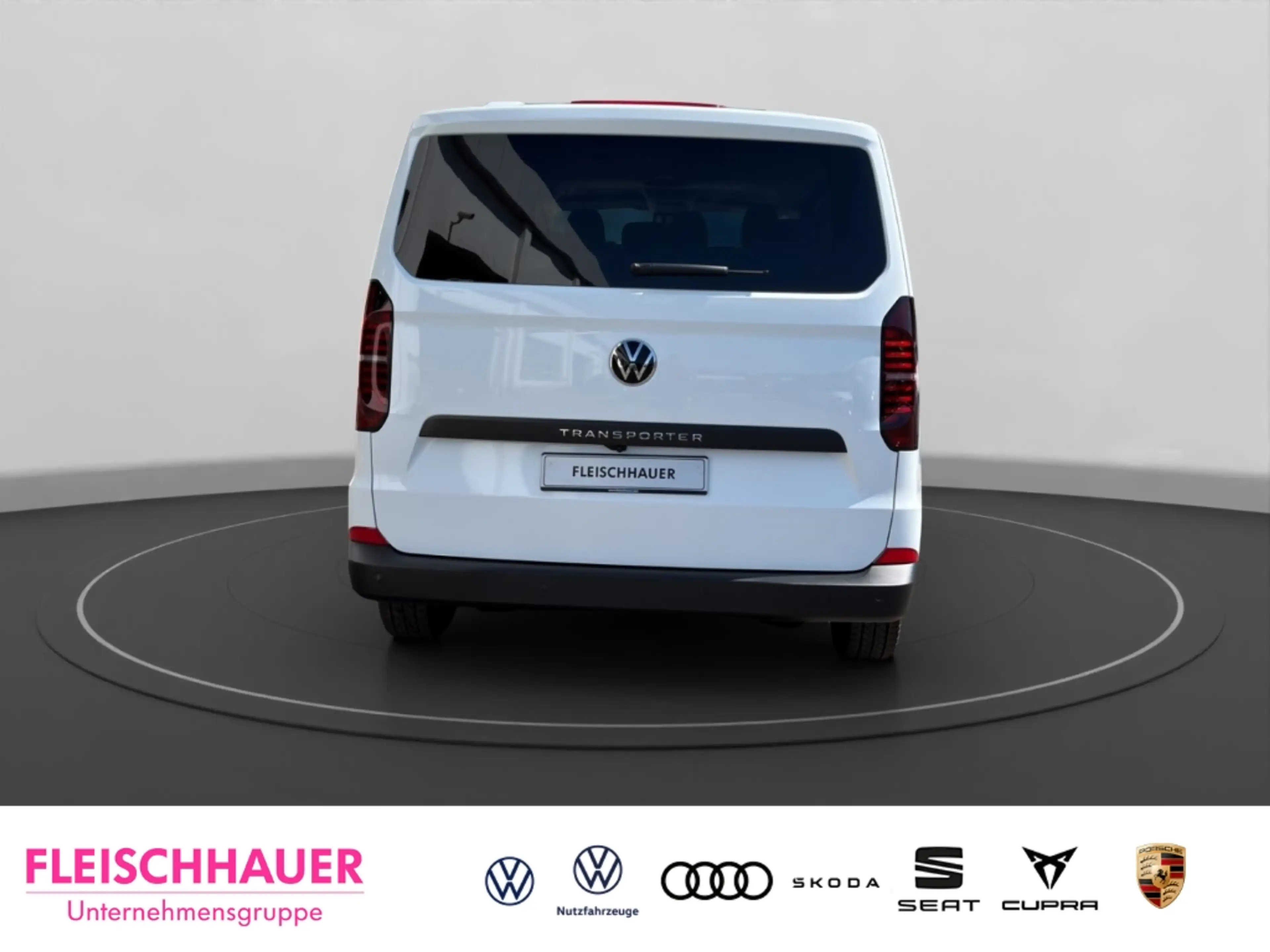 Volkswagen T7 Kombi 2.0 TDI LED Apple CarPlay Tel.-Vorb. Keyless Klima — photo 5