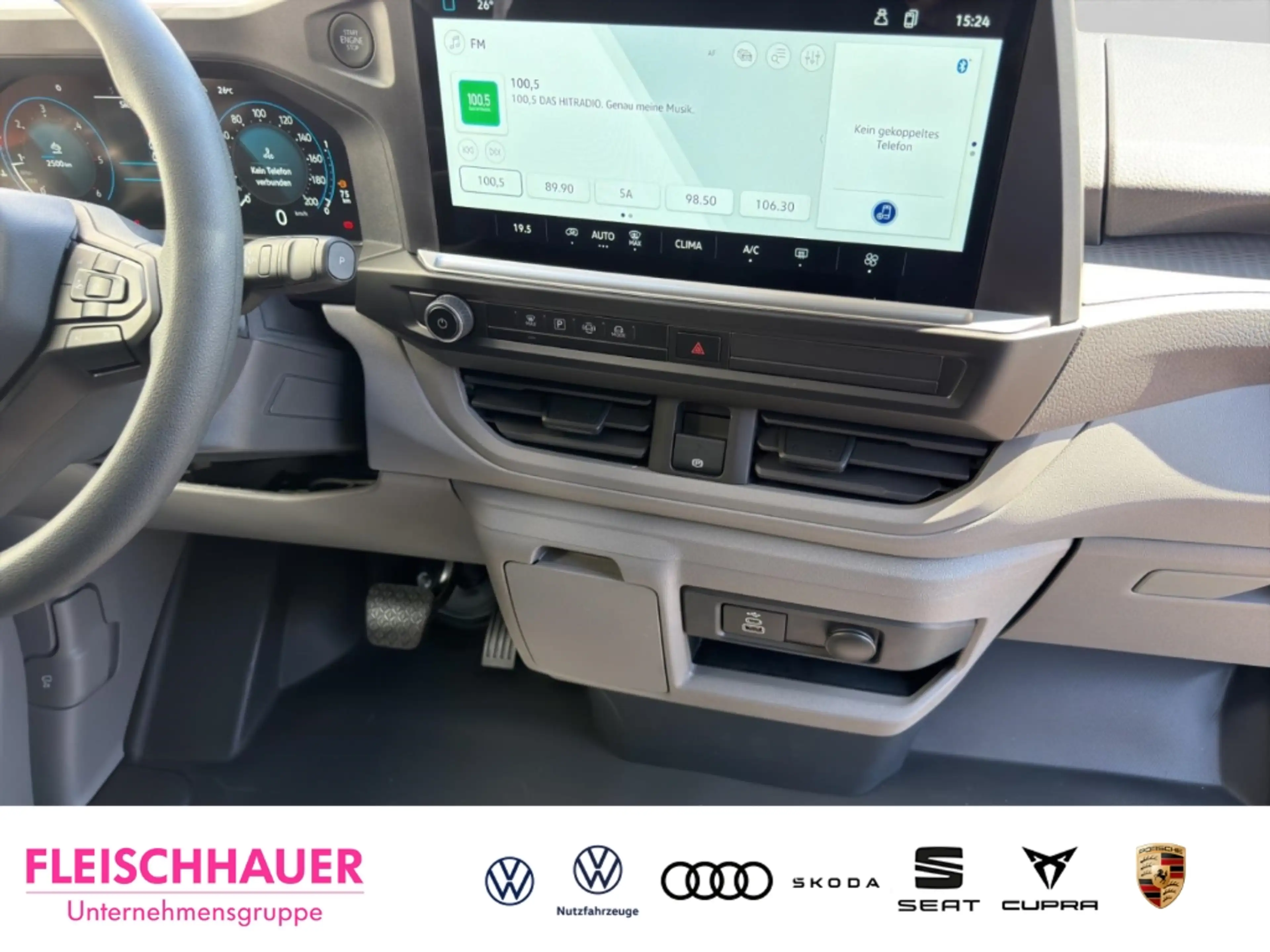 Volkswagen T7 Kombi 2.0 TDI LED Apple CarPlay Tel.-Vorb. Keyless Klima — photo 14