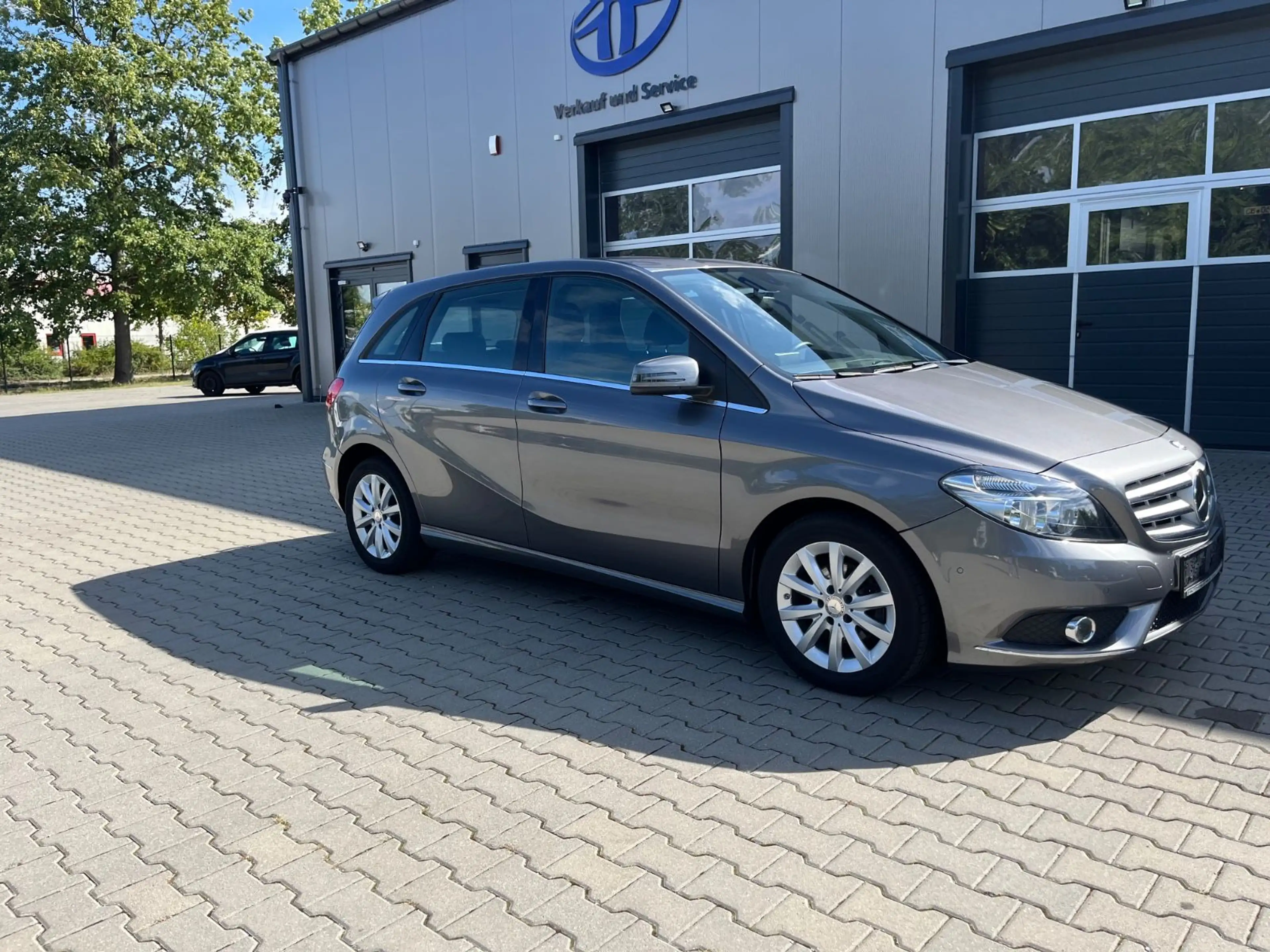 Mercedes-Benz B 180 B B 180 — photo 12