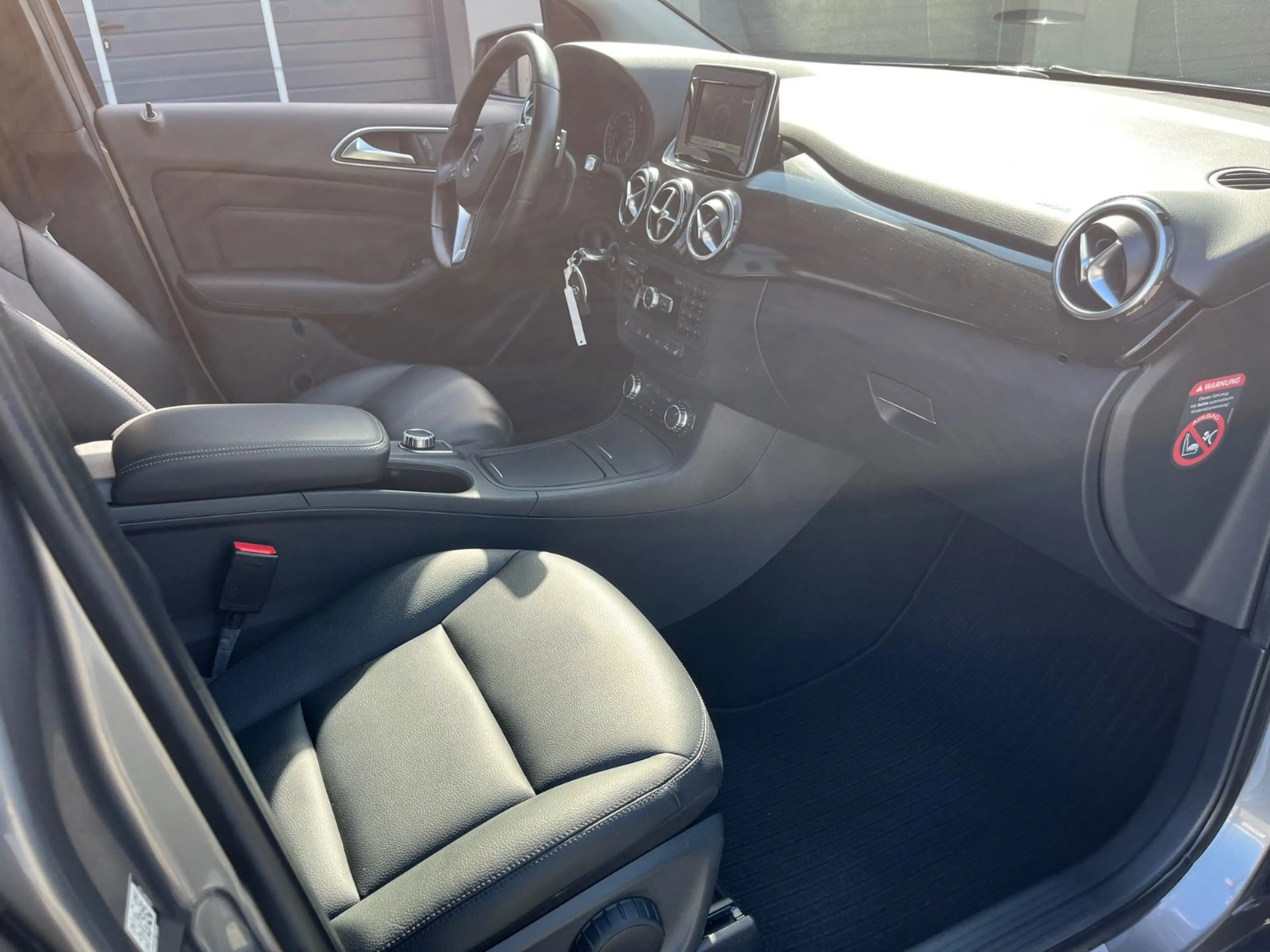 Mercedes-Benz B 180 B B 180 — photo 13