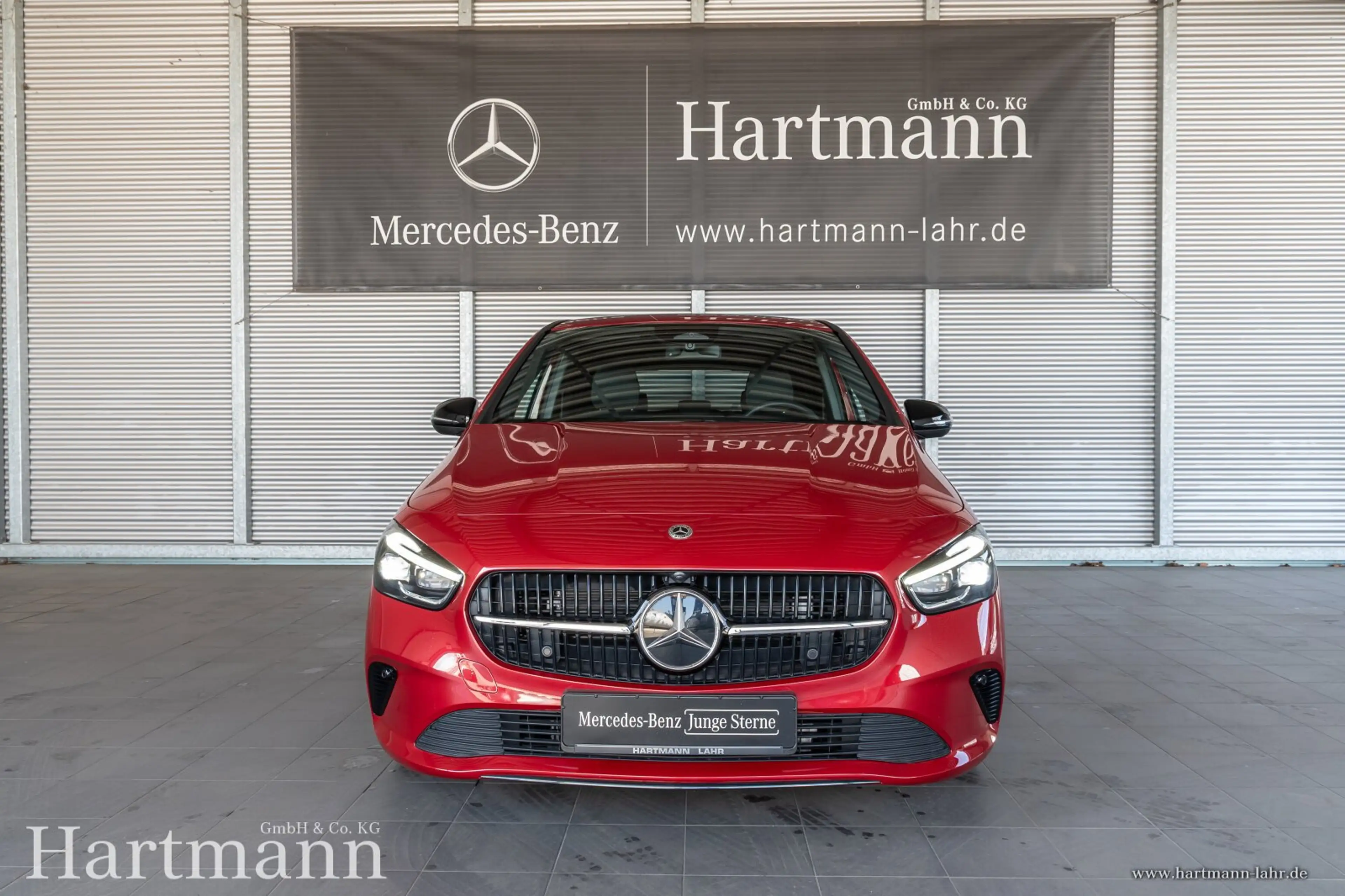 Mercedes-Benz B 250 B 250 4MATIC Night Multibeam Distronic Memory — photo 3