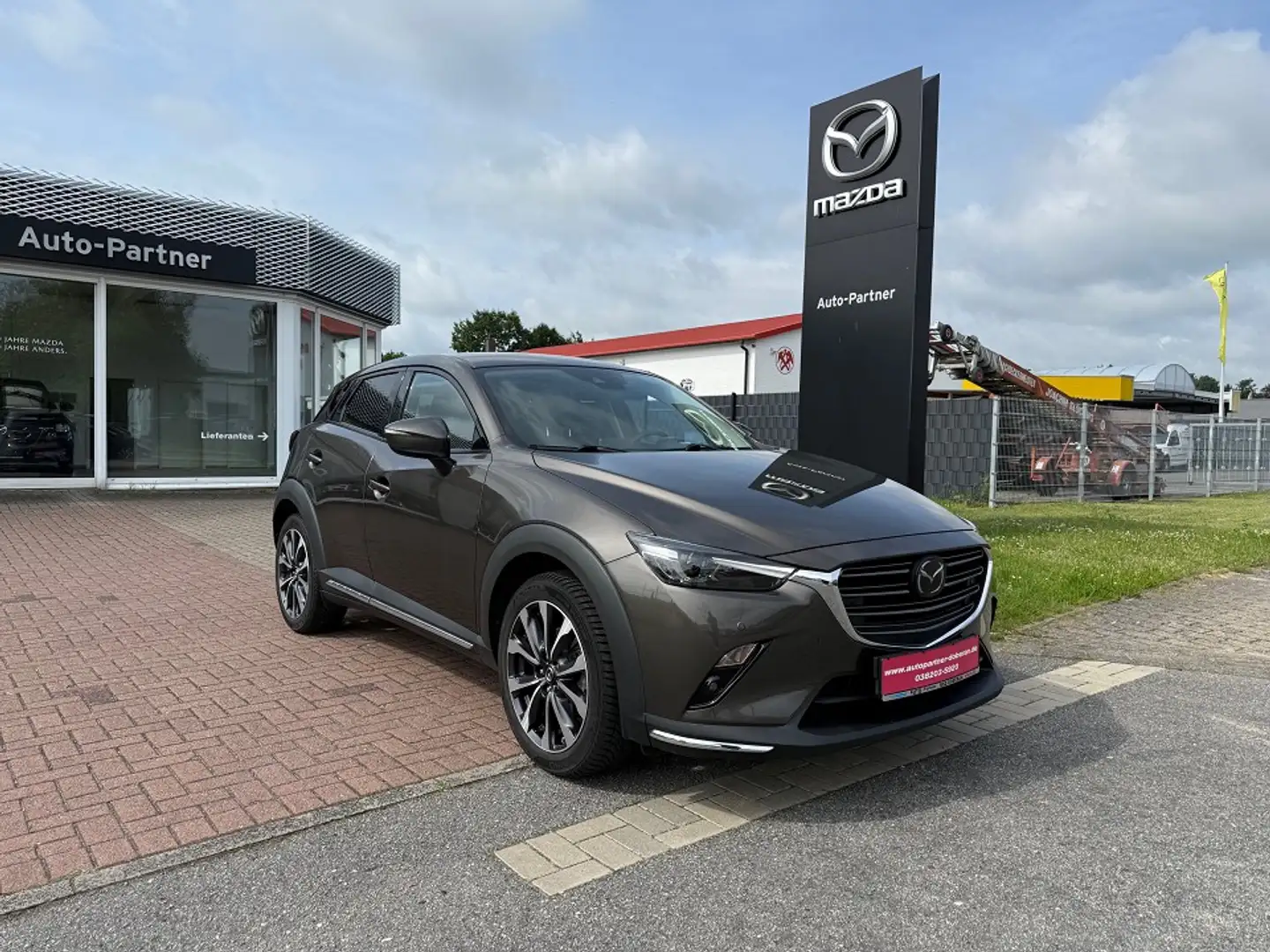 Mazda CX-3 SKYACTIV-G 121 FWD 6GS AL-SPORTS TEC-P NAV Gris - 1