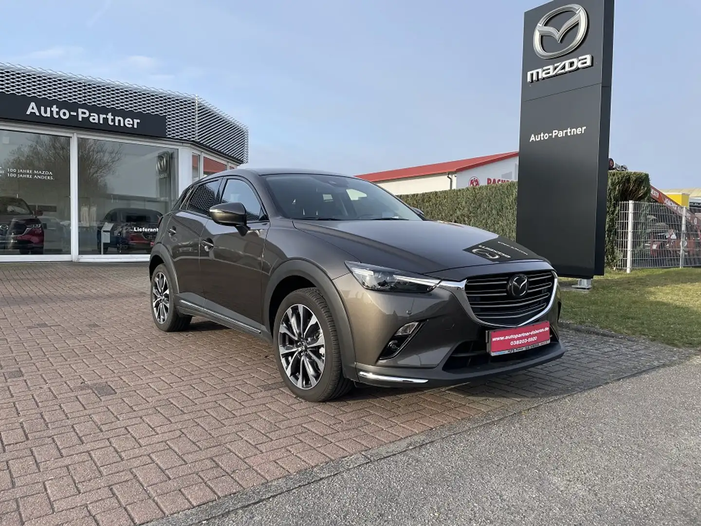 Mazda CX-3 SKYACTIV-G 121 FWD 6GS AL-SPORTS TEC-P NAV Grau - 1