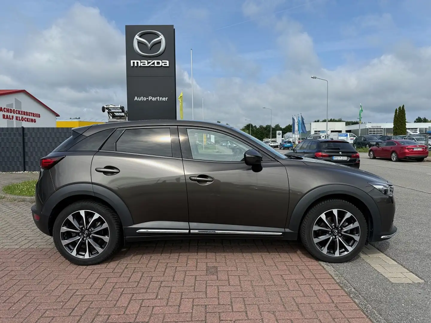 Mazda CX-3 SKYACTIV-G 121 FWD 6GS AL-SPORTS TEC-P NAV Gris - 2