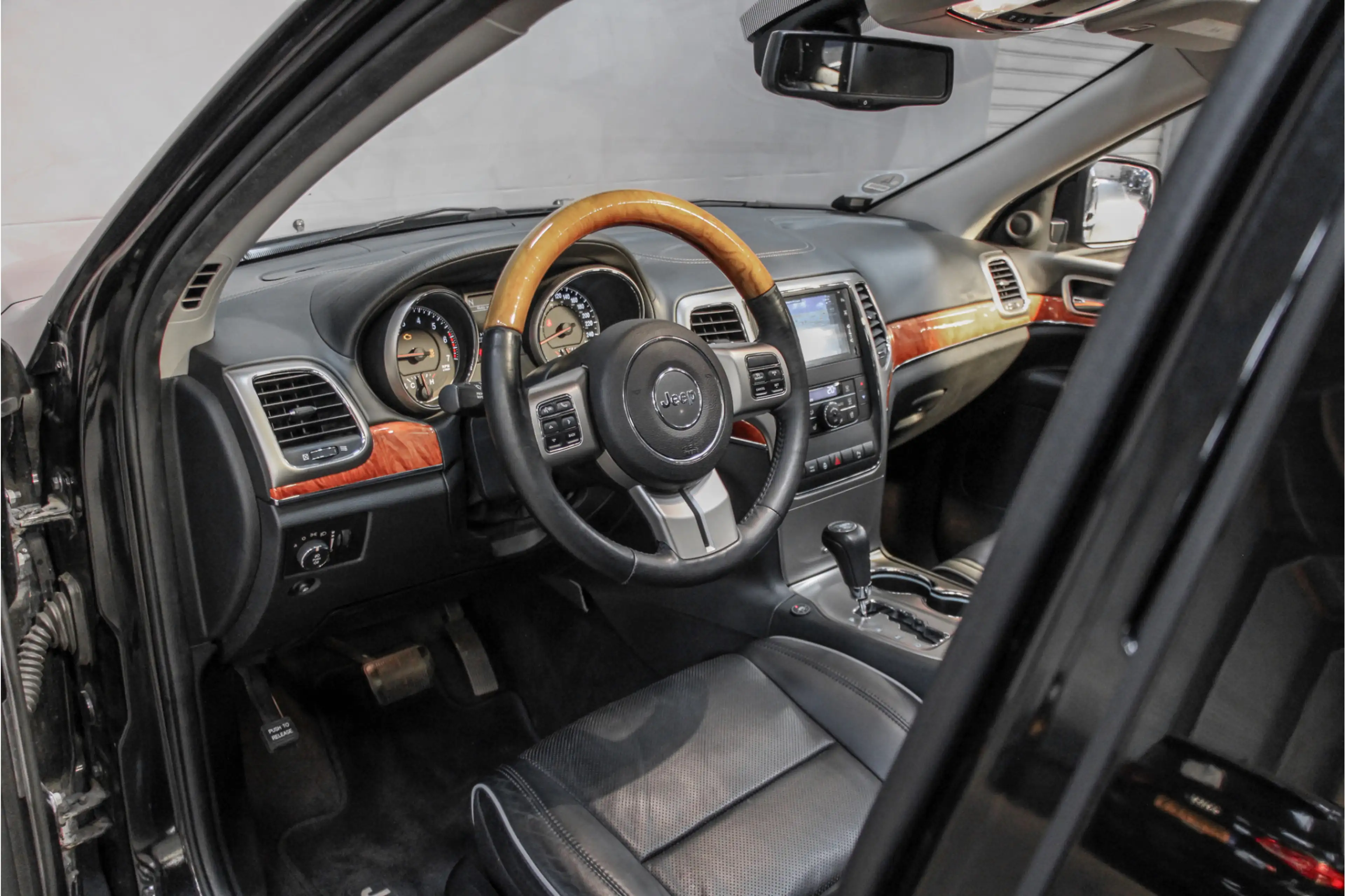 Jeep Grand Cherokee 5.7 V8 Overland LPG |20inch|Carplay|FullLED|Pano — photo 8