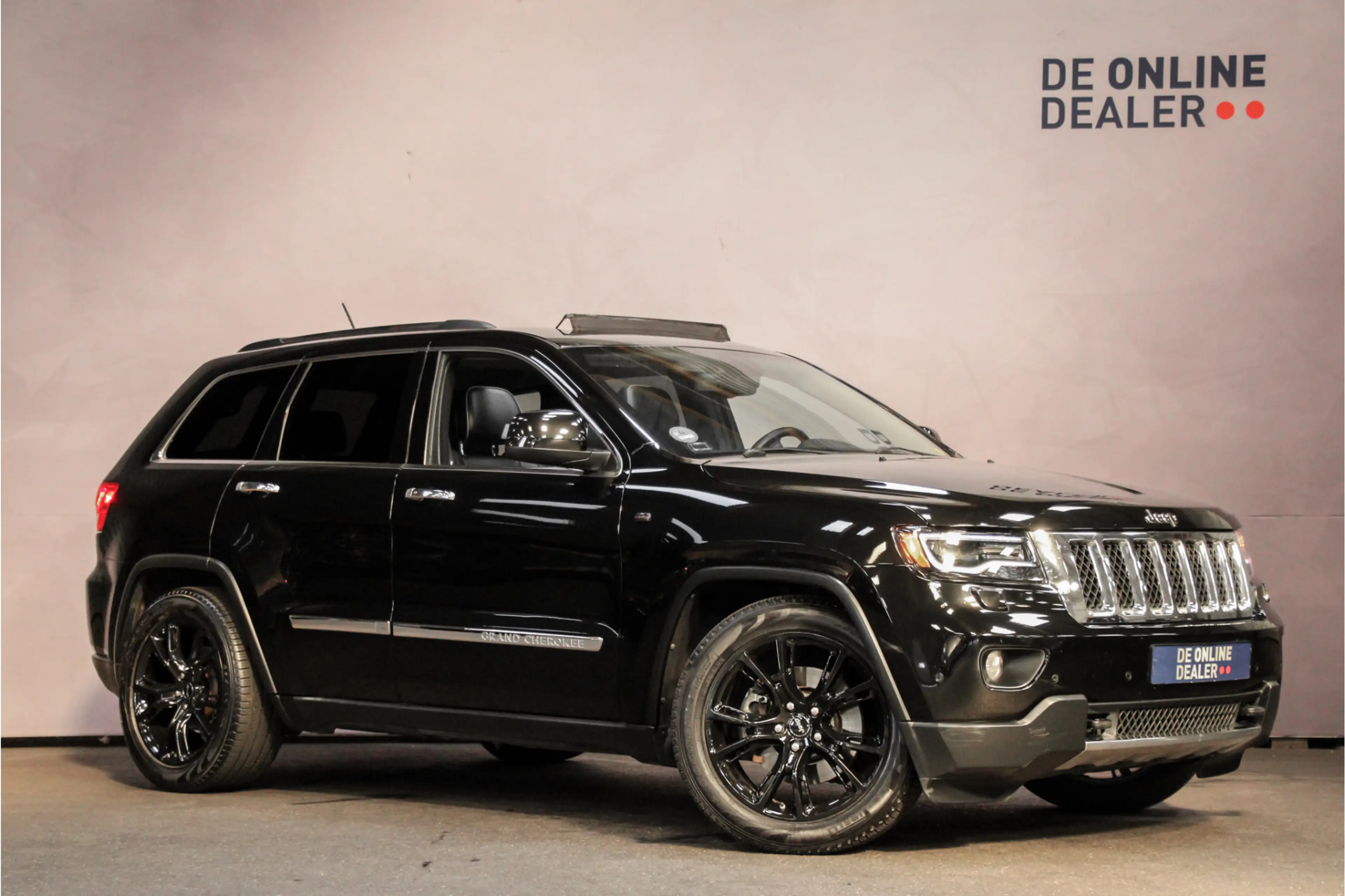 Jeep Grand Cherokee 5.7 V8 Overland LPG |20inch|Carplay|FullLED|Pano — photo 3