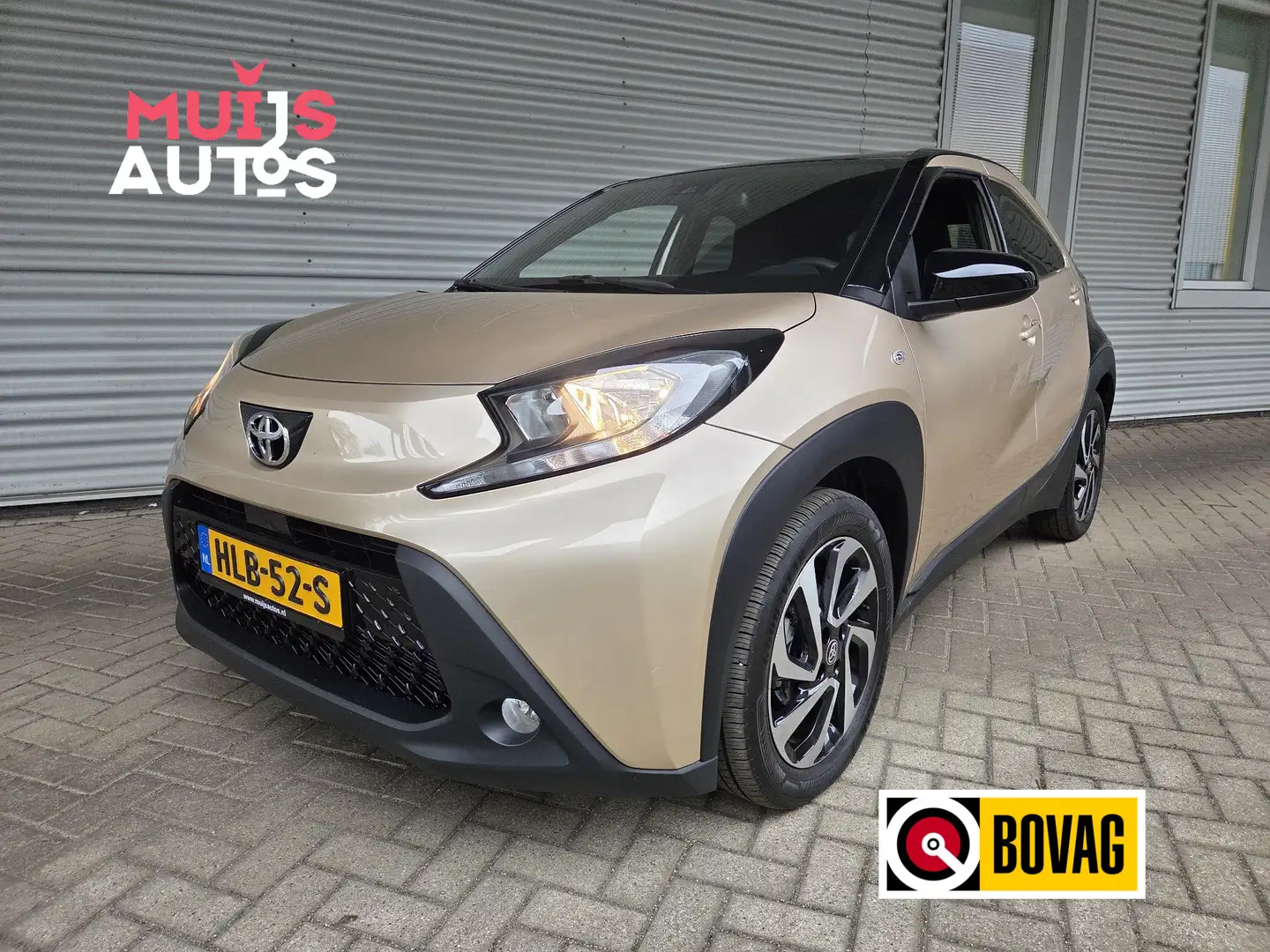 Toyota Aygo X 1.0 VVT-i MT Pulse Grijs - 1