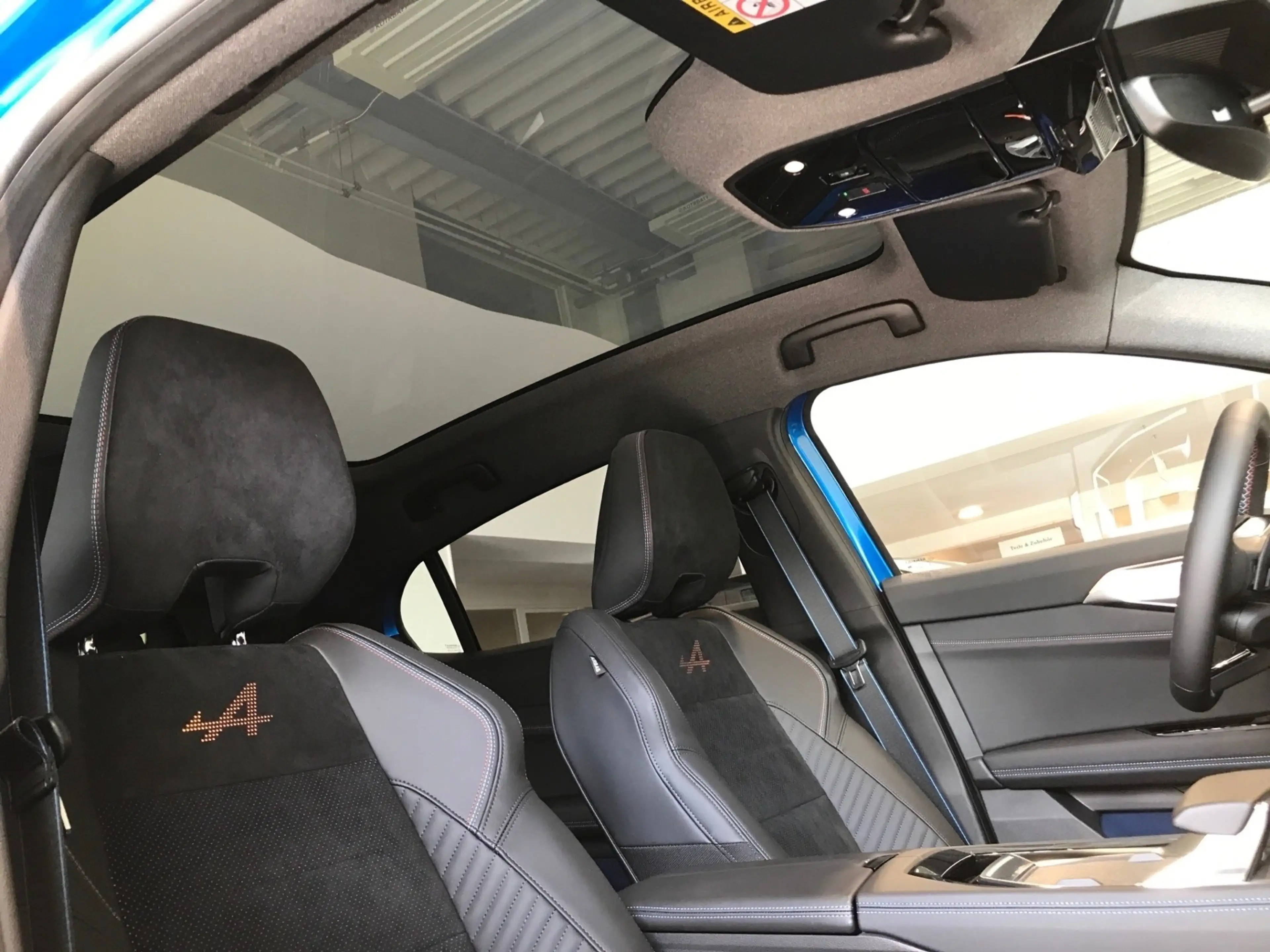 Renault Rafale Esprit Alpine E-Tech Full Hybrid 200 *Allwetterreifen* — photo 13