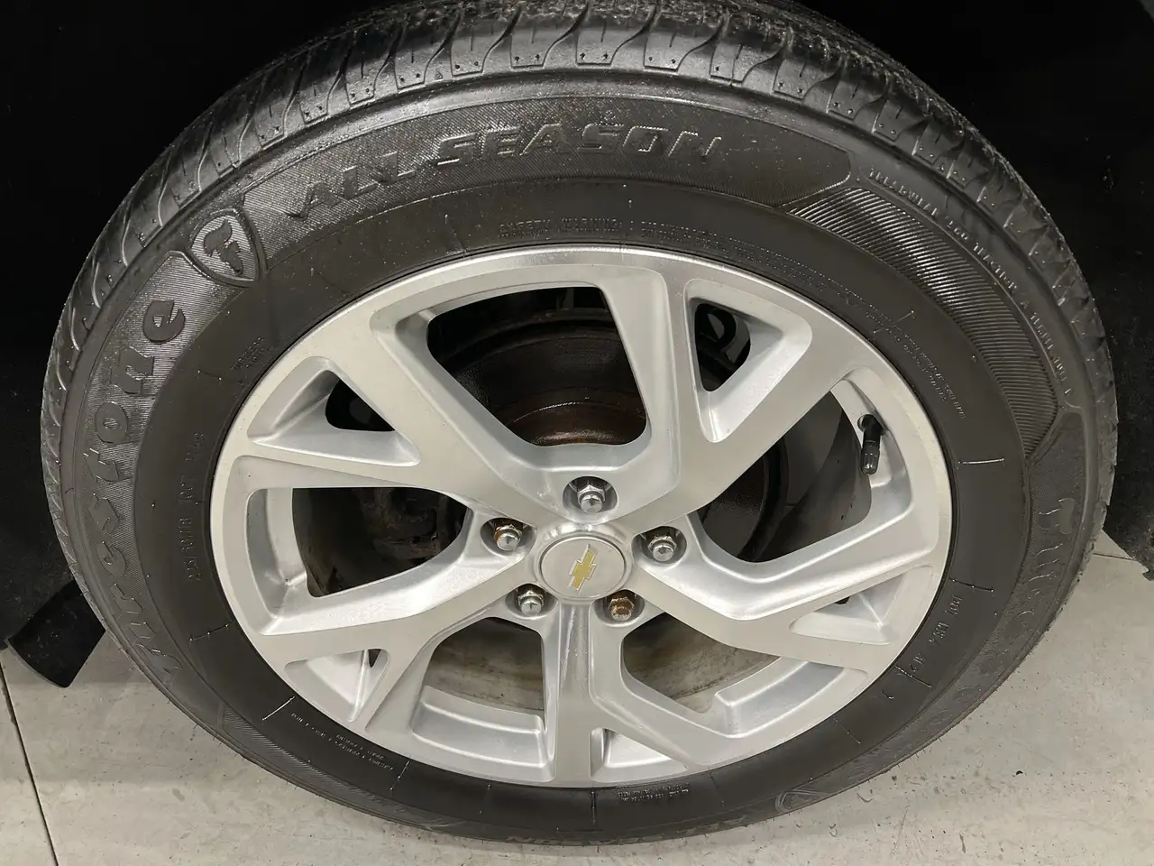 Chevrolet Equinox снимка Chevrolet Equinox