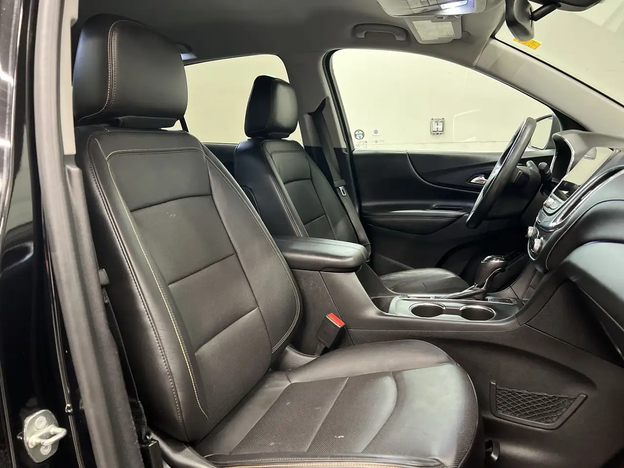 Chevrolet Equinox снимка Chevrolet Equinox
