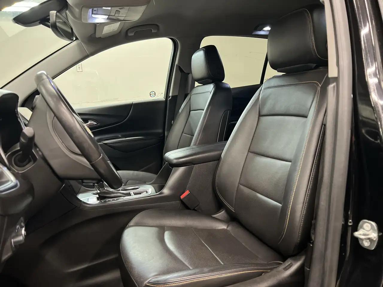 Chevrolet Equinox снимка Chevrolet Equinox