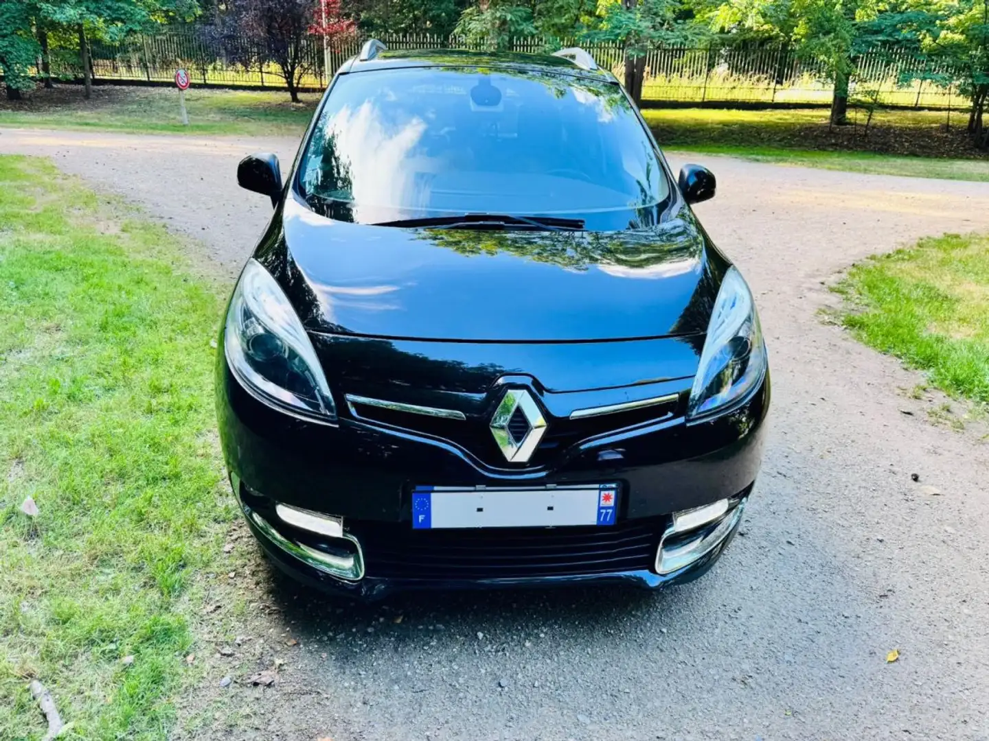 Renault Megane Grand Scenic 1.2 TCe 130ch energy Limited eco² 7 P Noir - 2