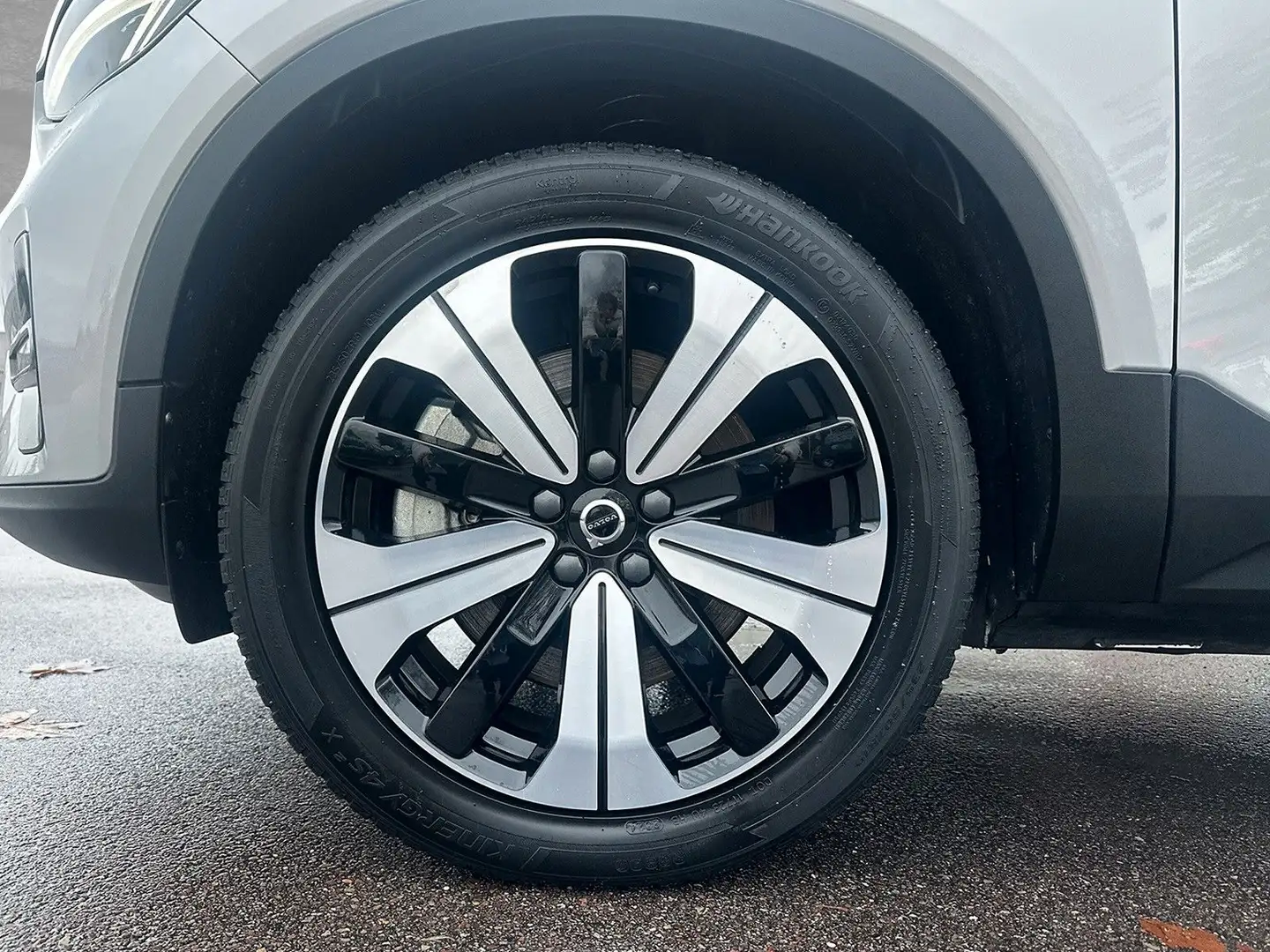 Volvo XC40 Recharge Single Core LED Argento - 2