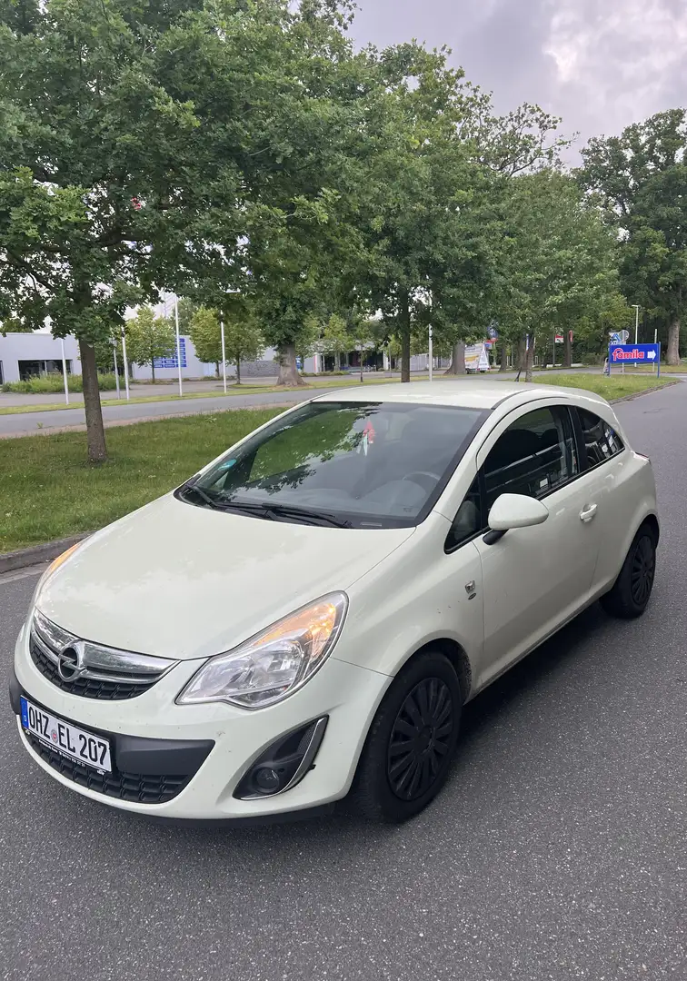 Opel Corsa Satellite Beige - 2