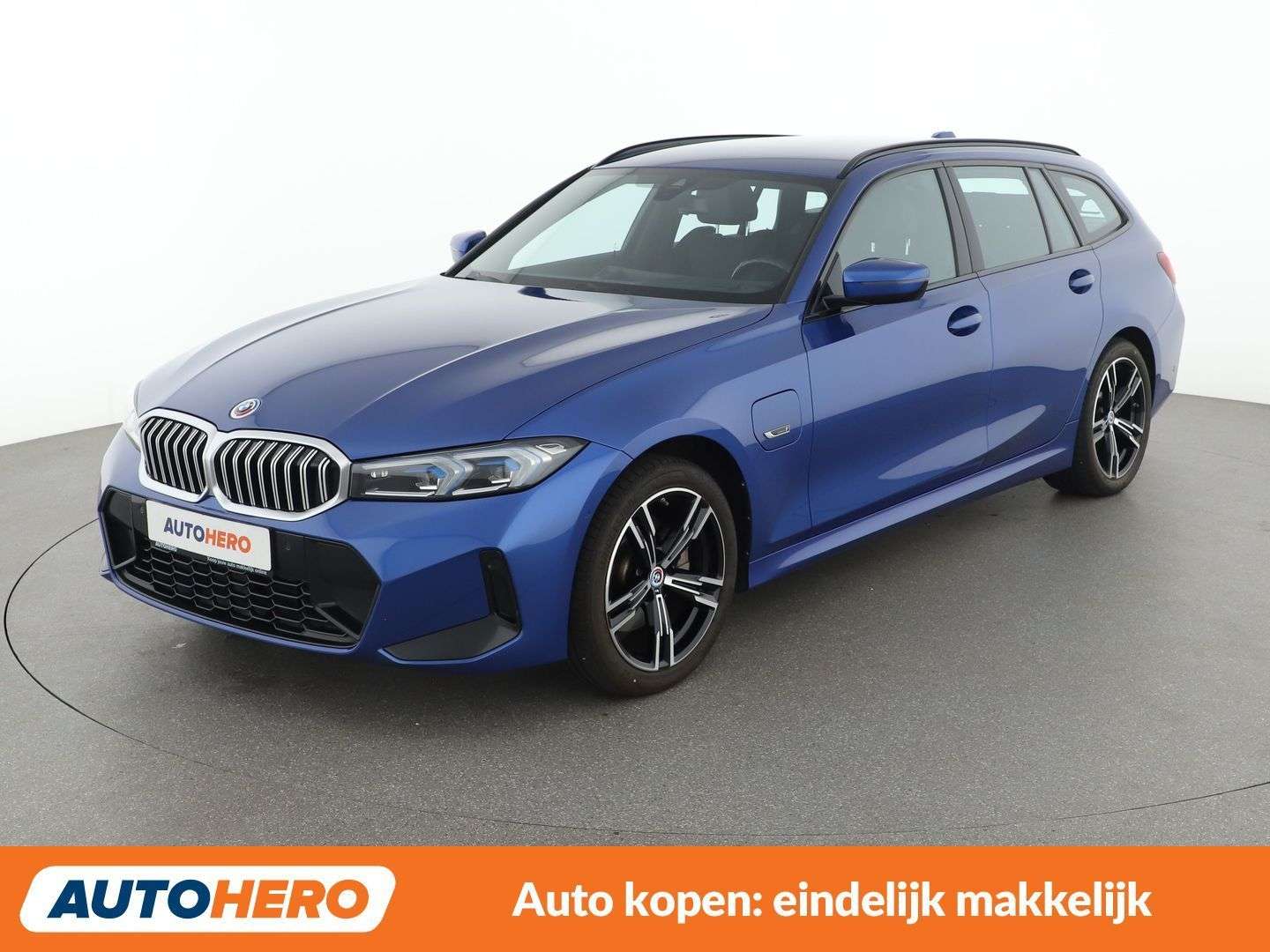 BMW 330