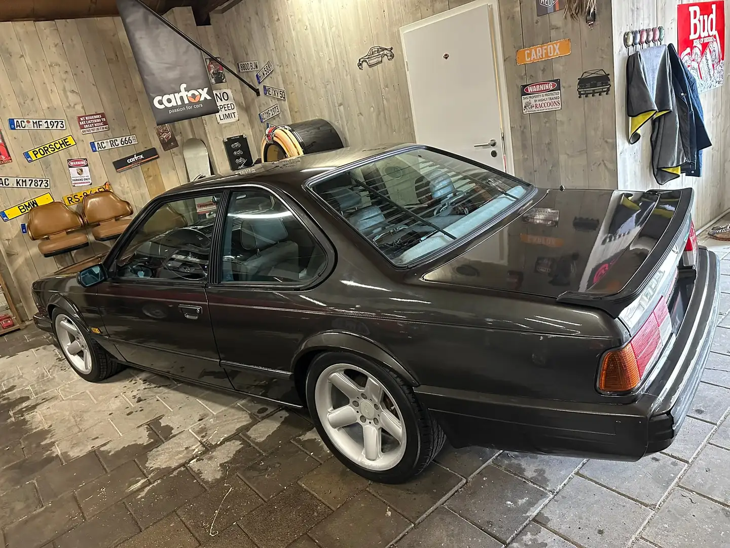 BMW 635 BMW E24 M635CSI 1987 - 286 pk - 103.000km Black - 1