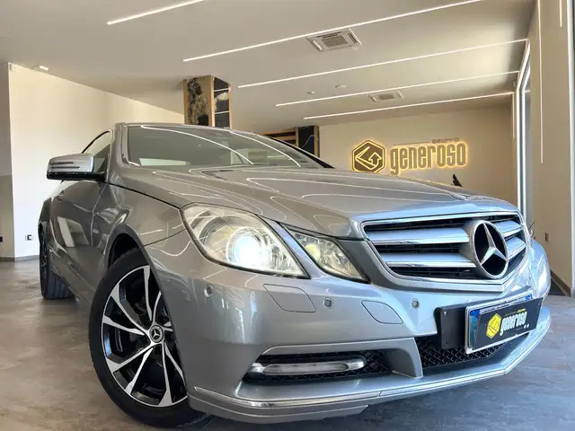 Mercedes-Benz E 220 Classe E - C207 Coupe Coupe cdi be Executive