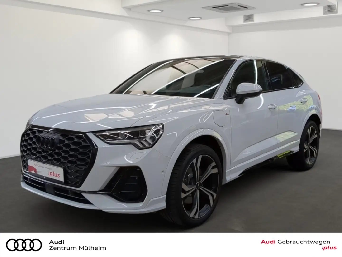 Audi Q3 Sportback 45 TFSI e S line Navi LED virtual AHK Weiß - 1