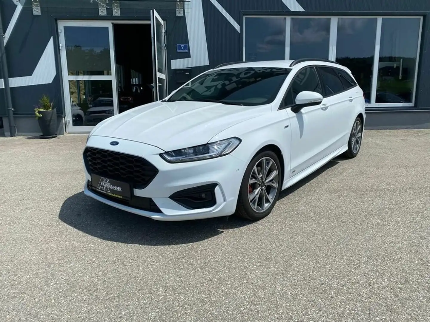 Ford Mondeo Traveller AWD ST-Line 2,0 TDCI Aut.''ALLRAD'' Wit - 2