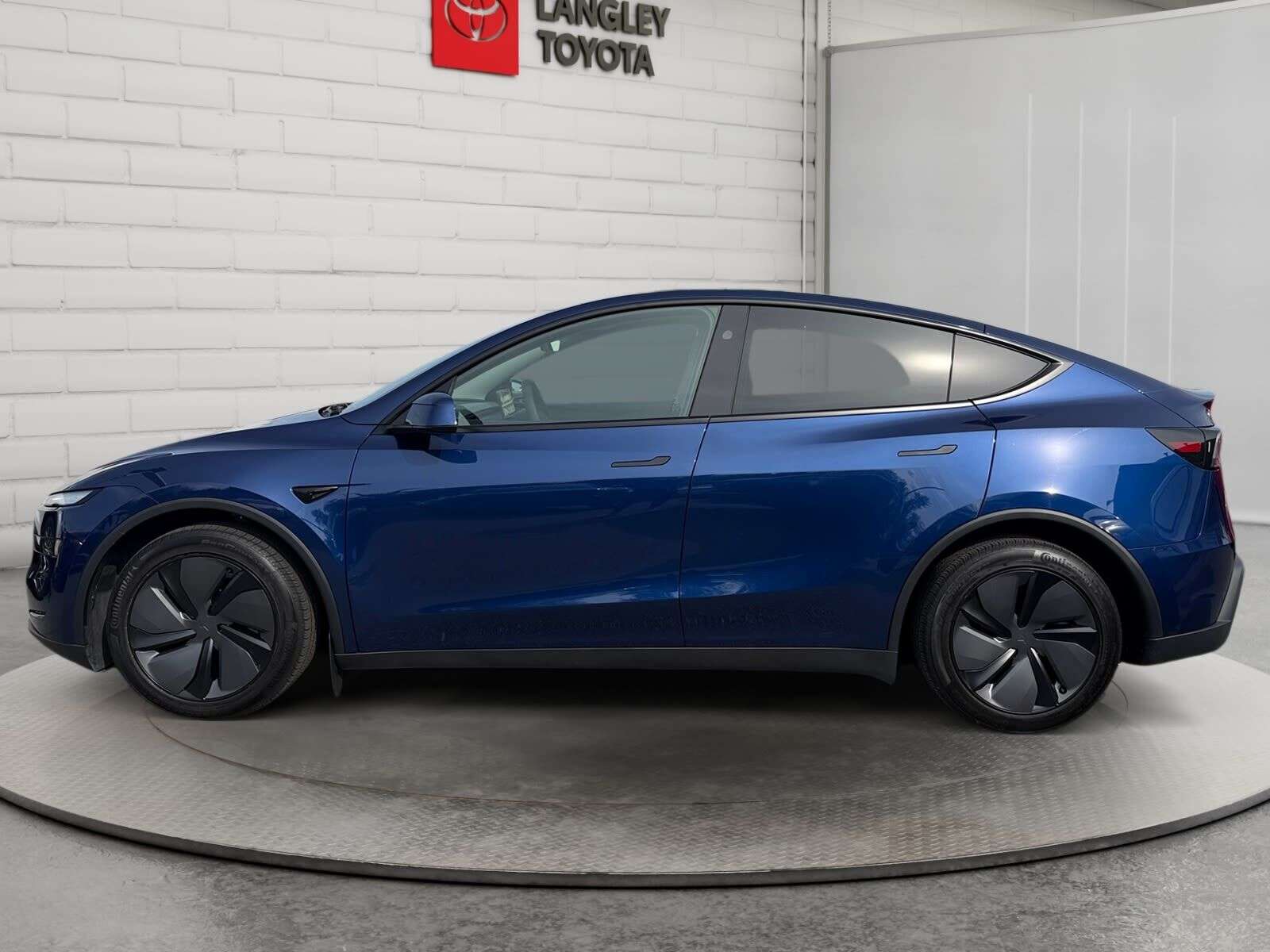 2026 Tesla Model Y Long Range Launch Series — photo 1